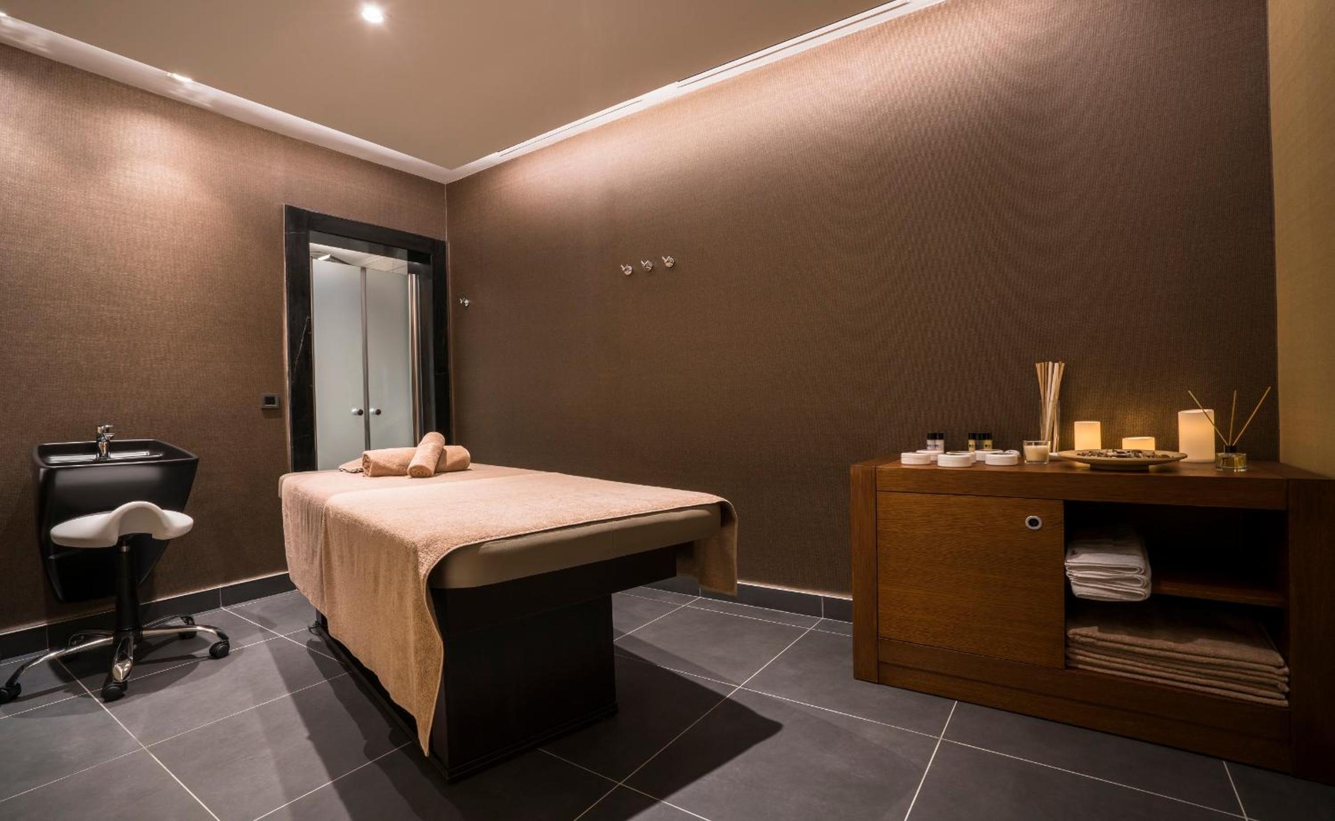 Point Hotel Ankara - Image 15