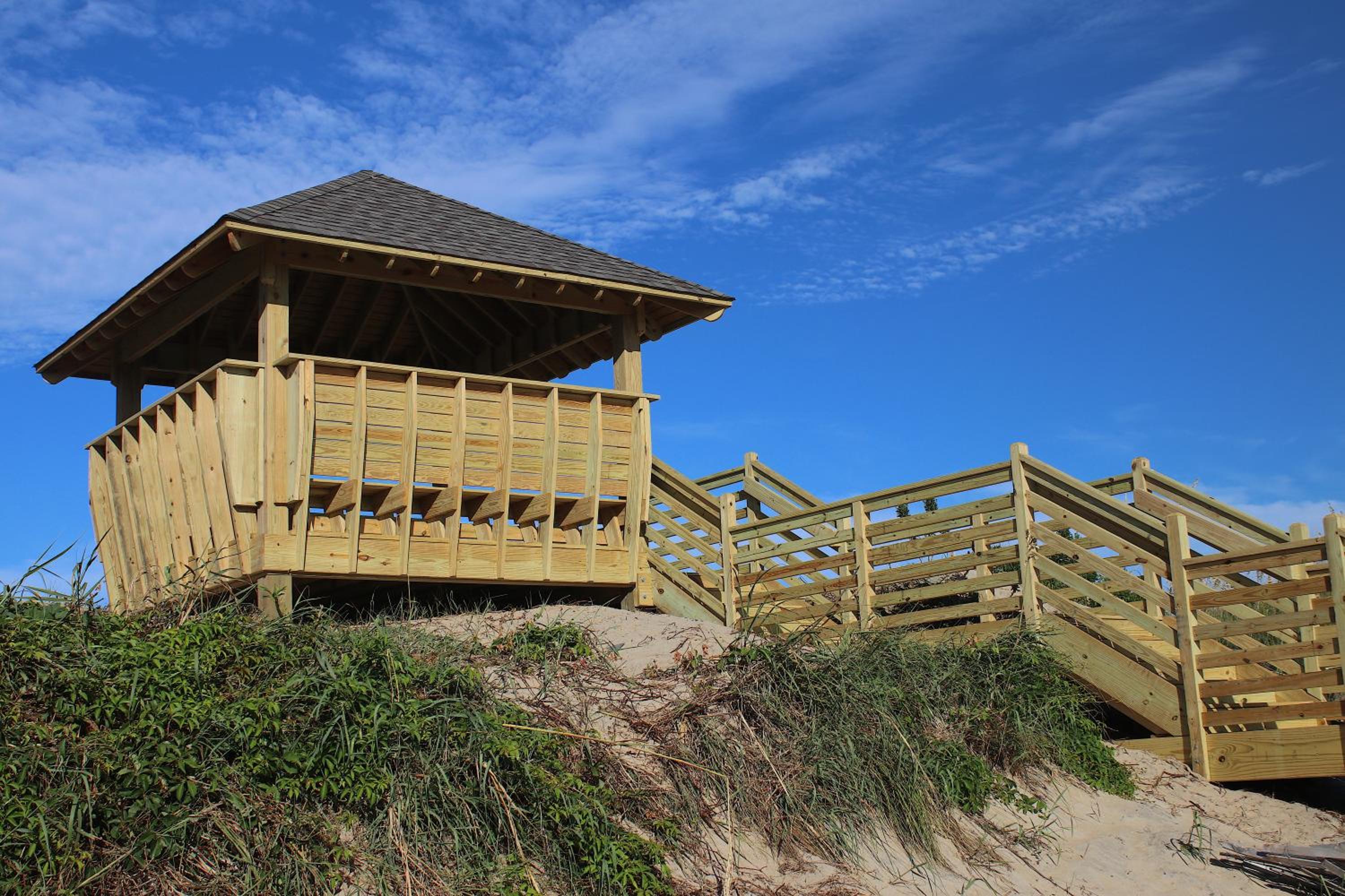 Oceanside Court by KEES Vacations