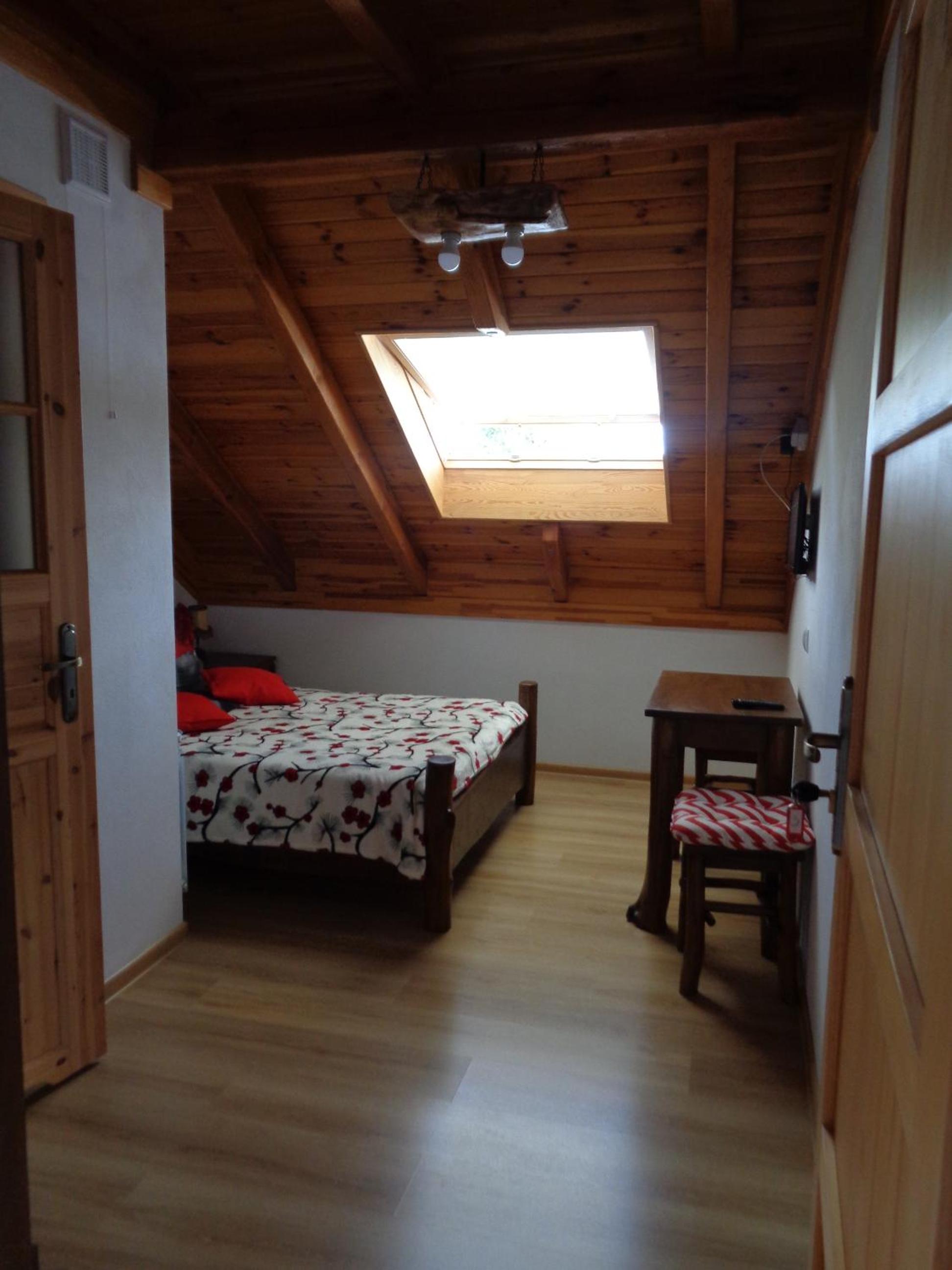 Photo 34