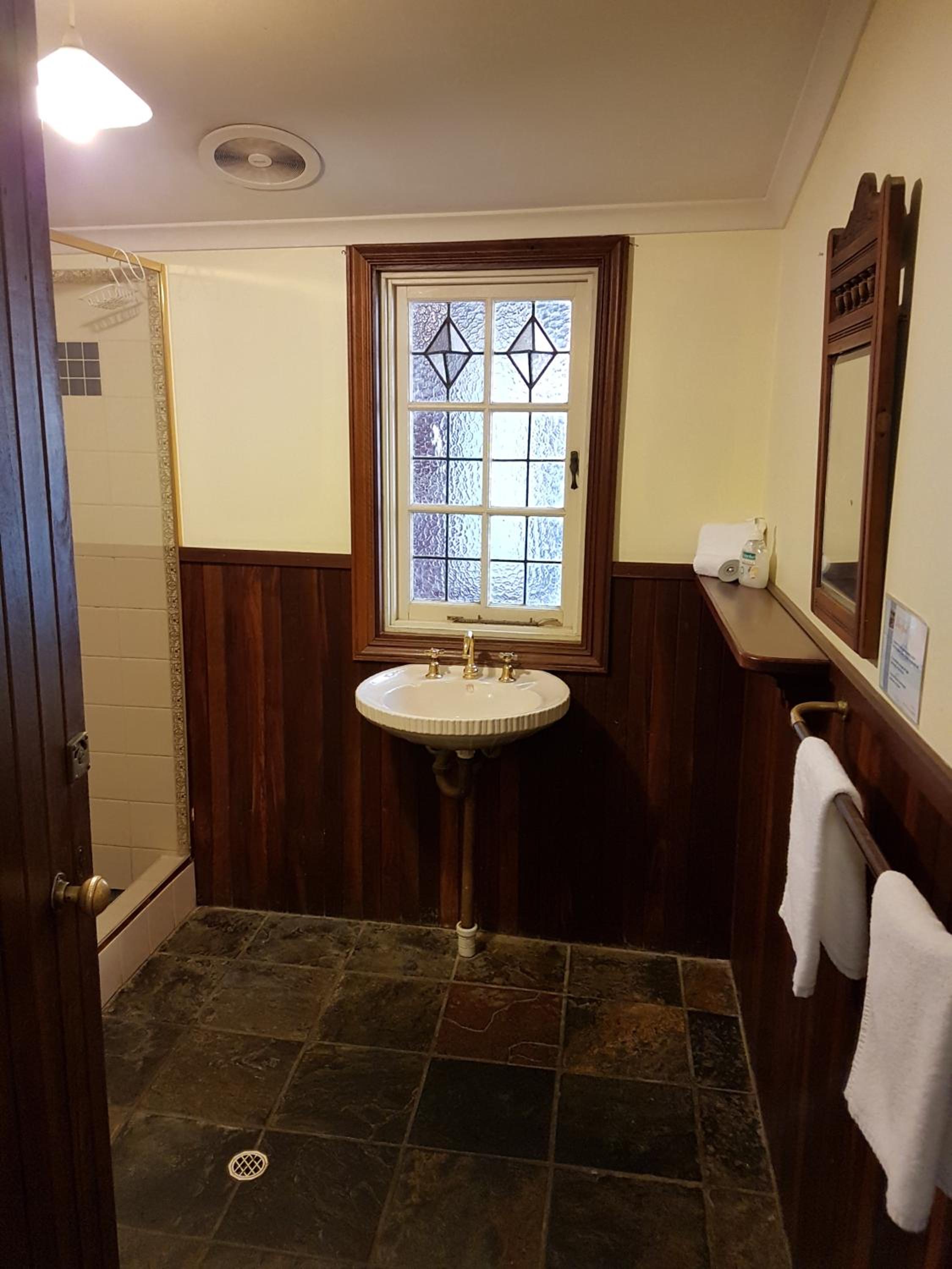 Bridgefield Guest House