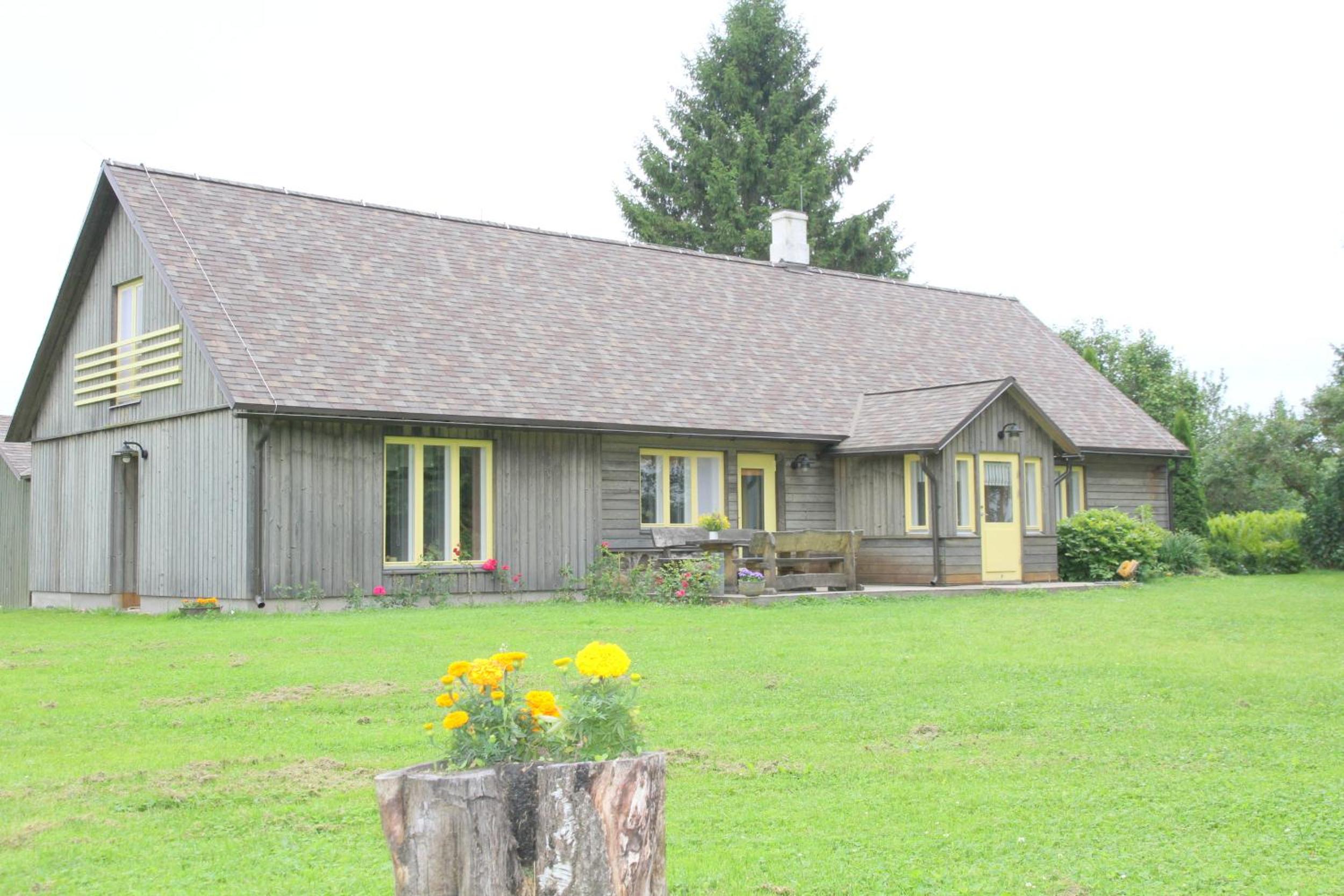 Karu Holiday Home