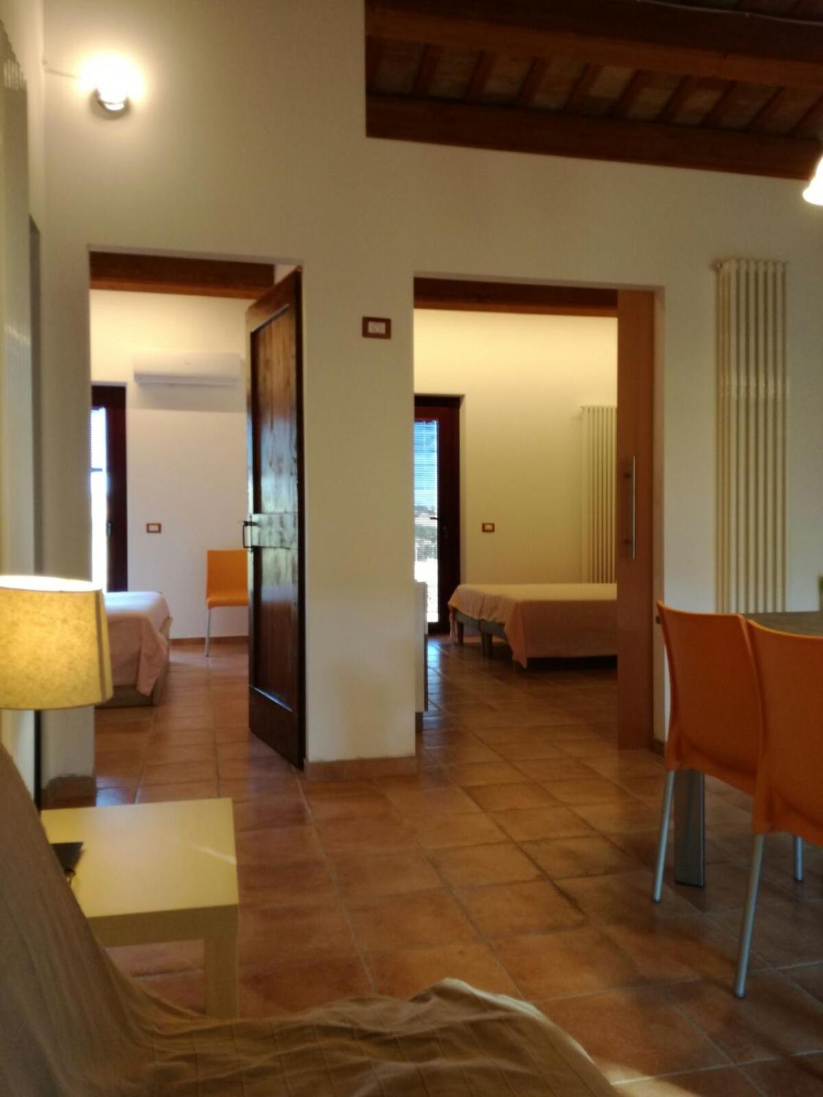 Photo 32