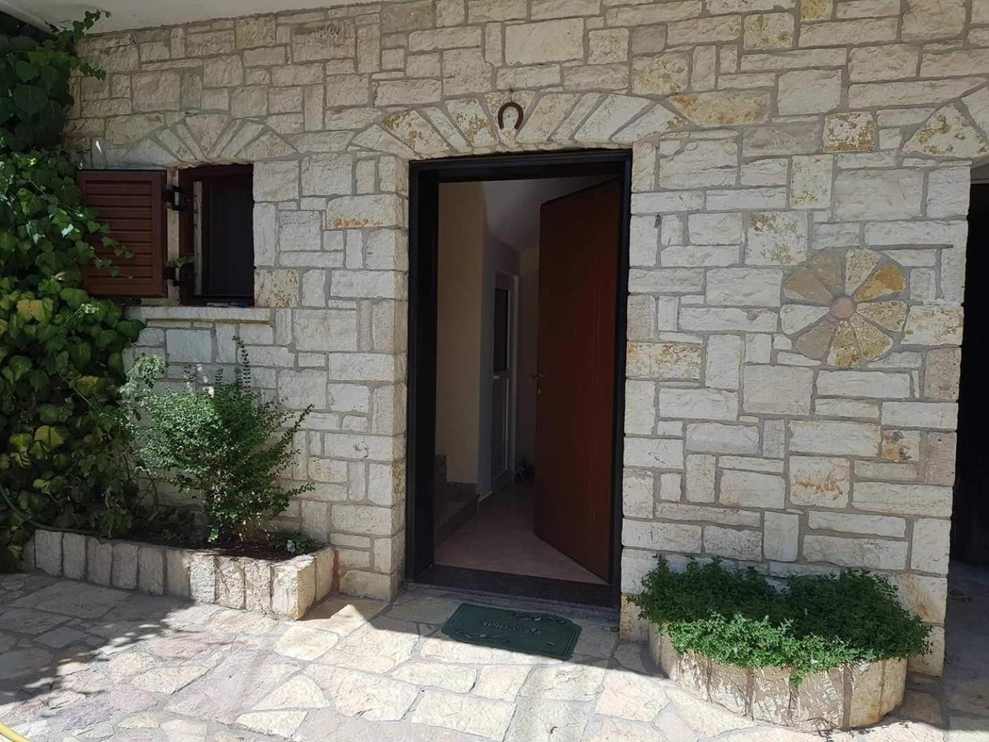 Eglent's tourist house