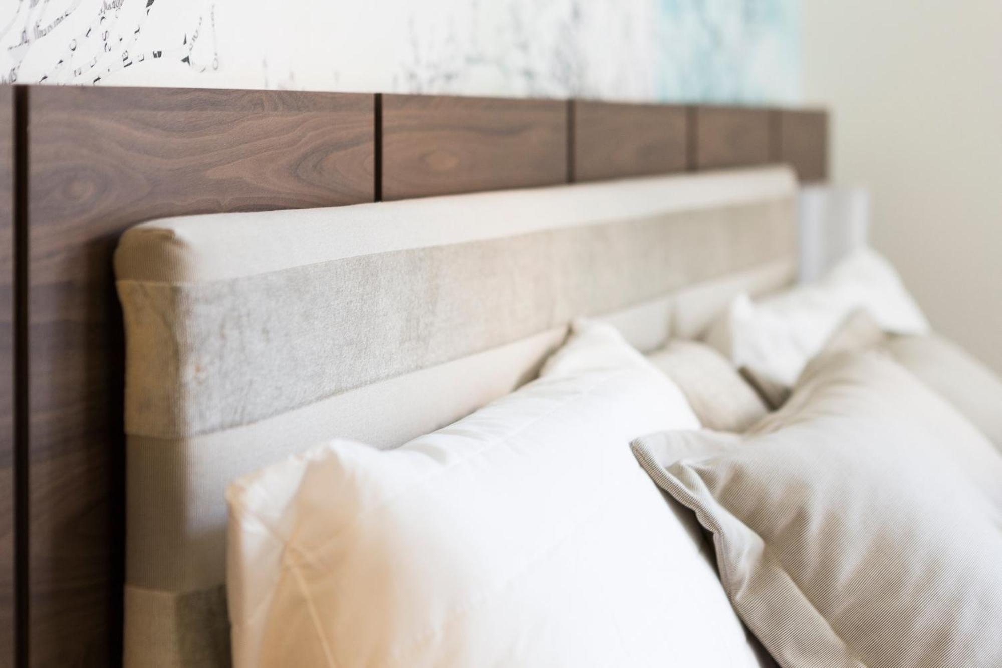 Rhome Suites