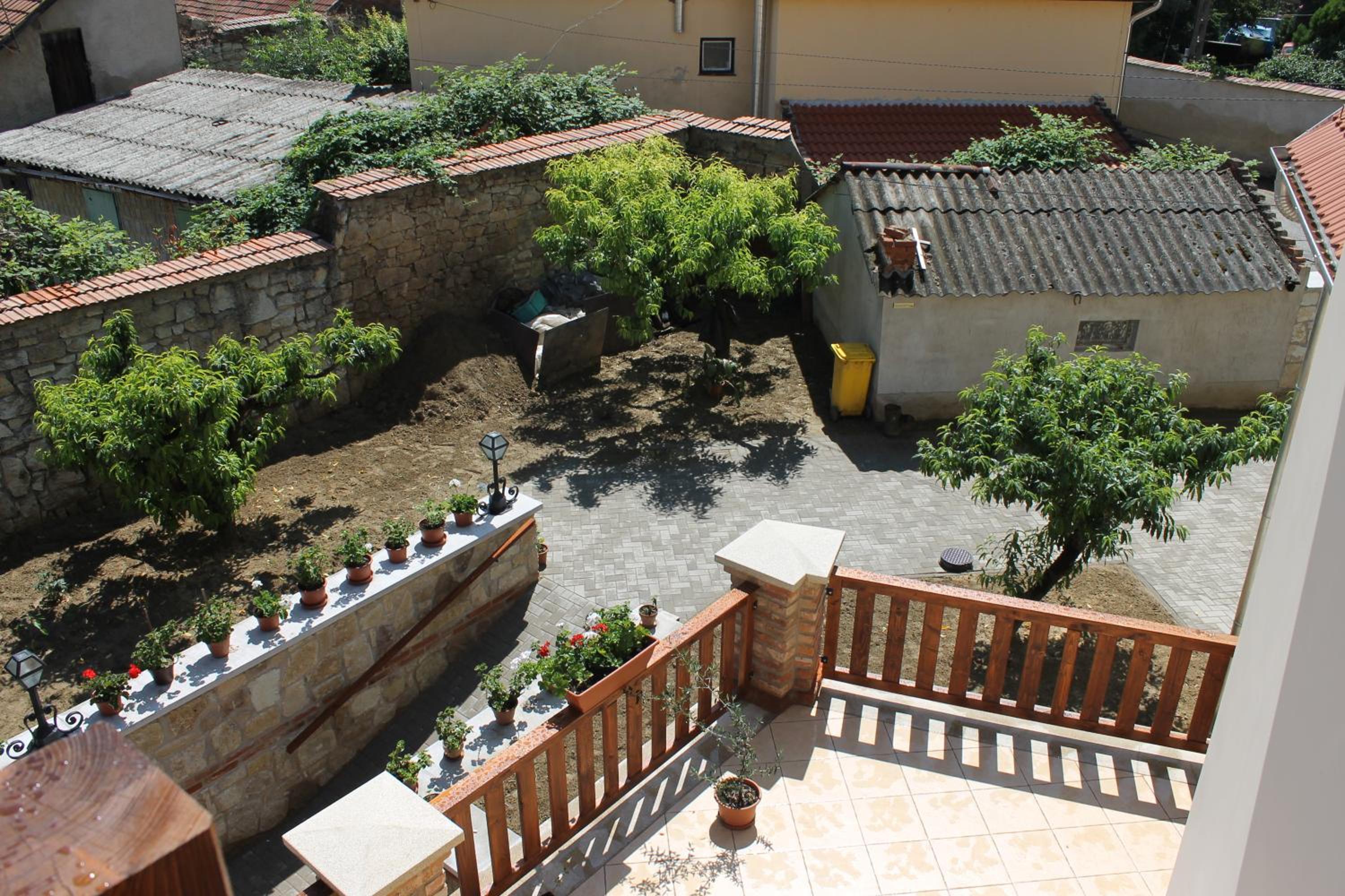 Photo 47