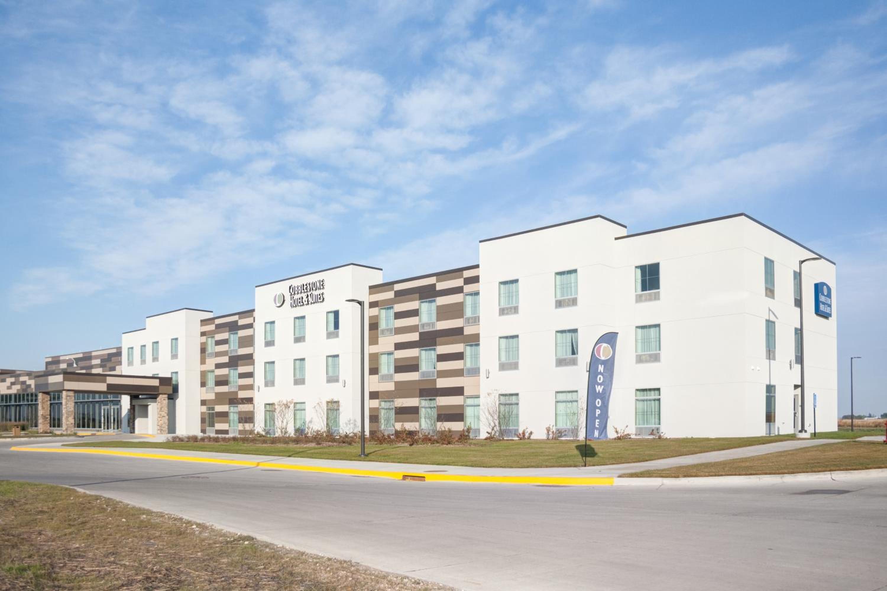 Cobblestone Hotel and Suites - Jefferson - Property Image 27