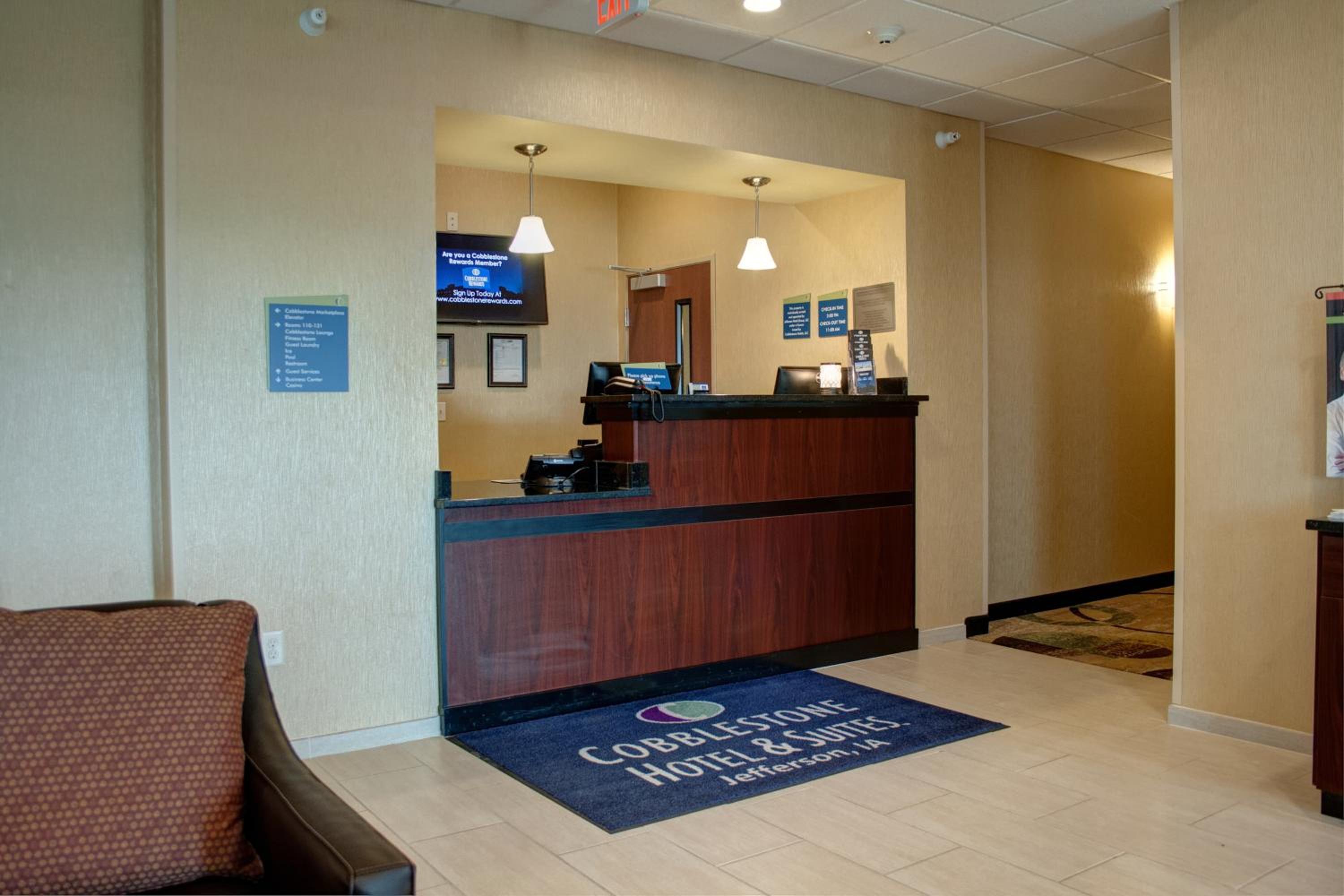 Cobblestone Hotel and Suites - Jefferson - Property Image 26