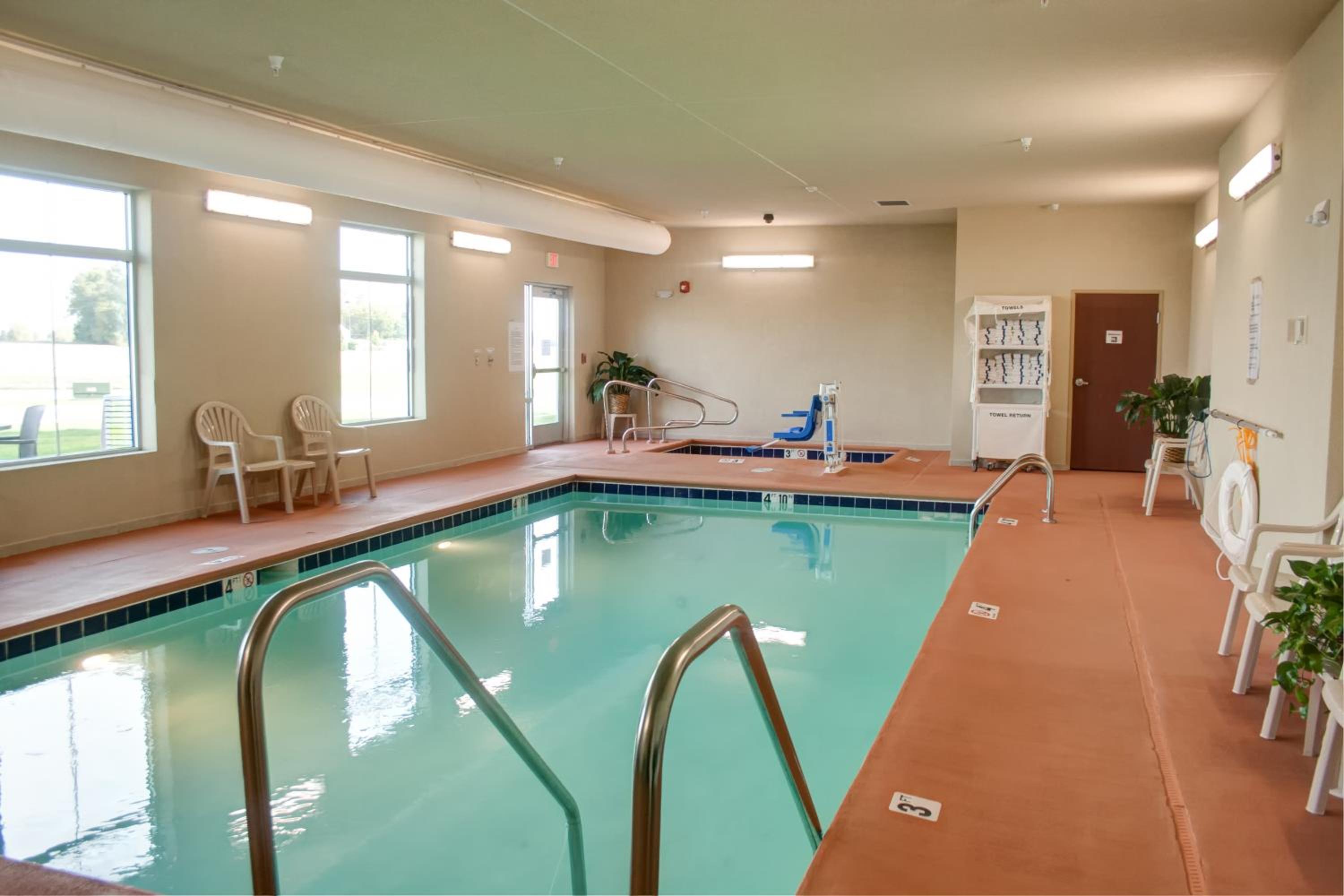 Cobblestone Hotel and Suites - Jefferson - Property Image 18