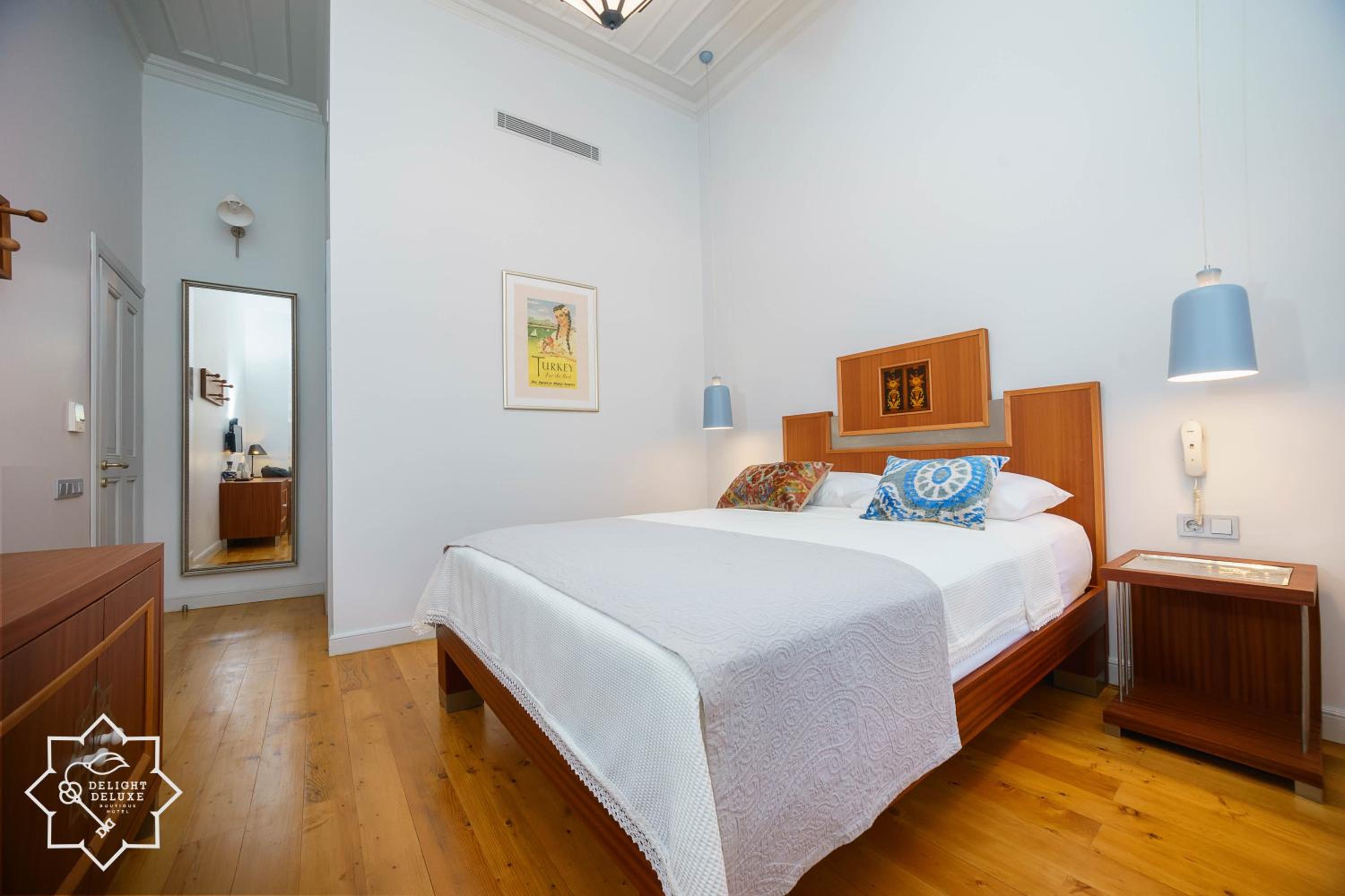 Delight Deluxe Hotel - Image 65