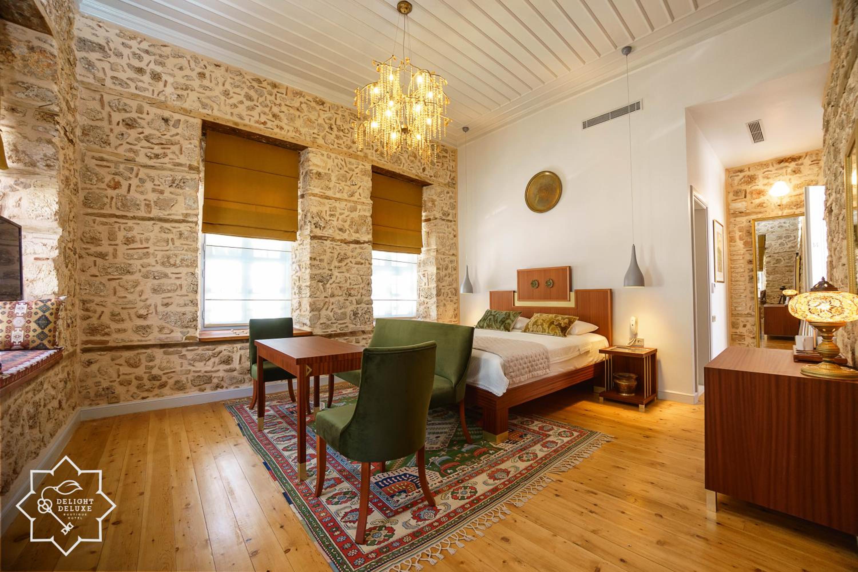 Delight Deluxe Hotel - Image 209