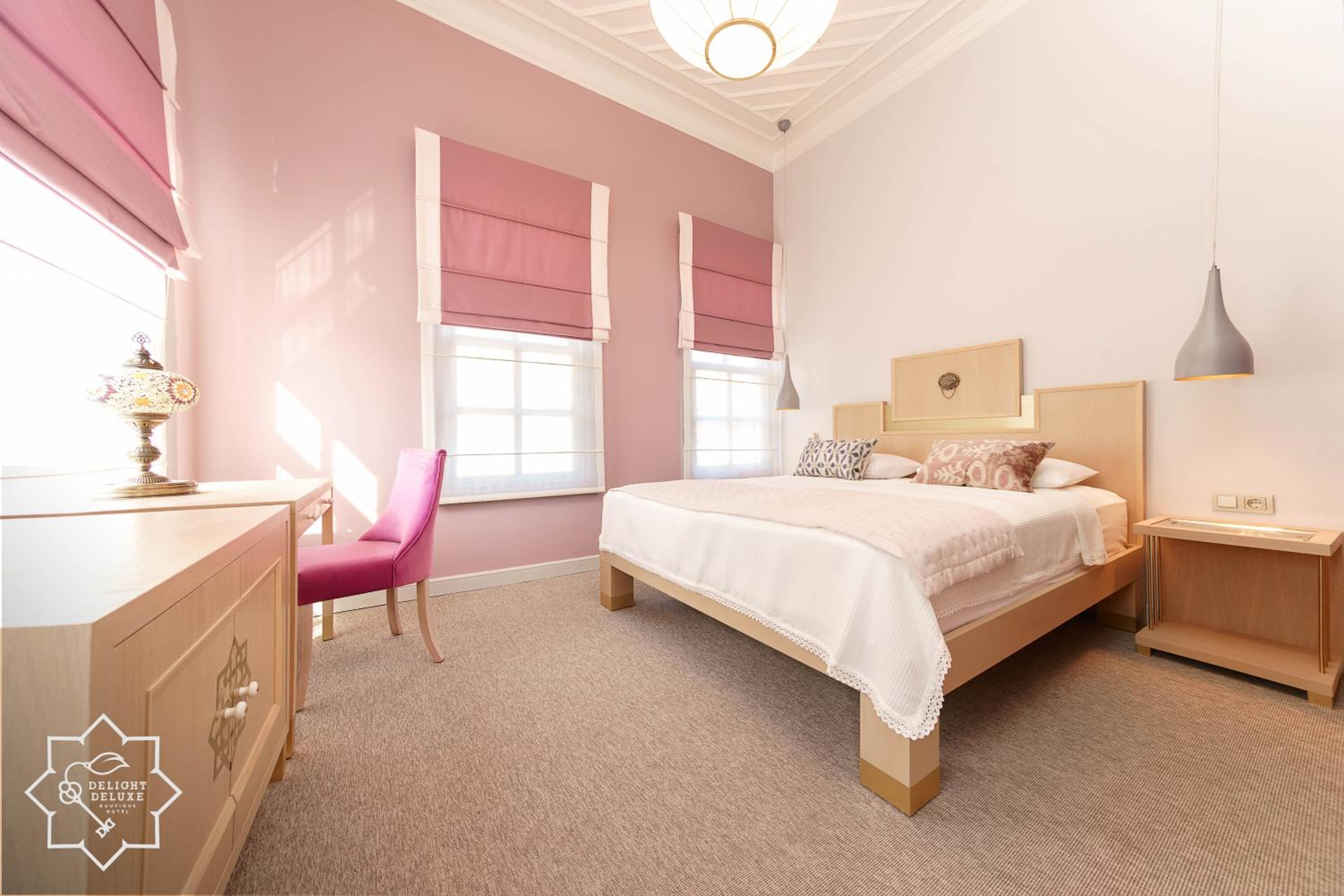 Delight Deluxe Hotel - Image 5