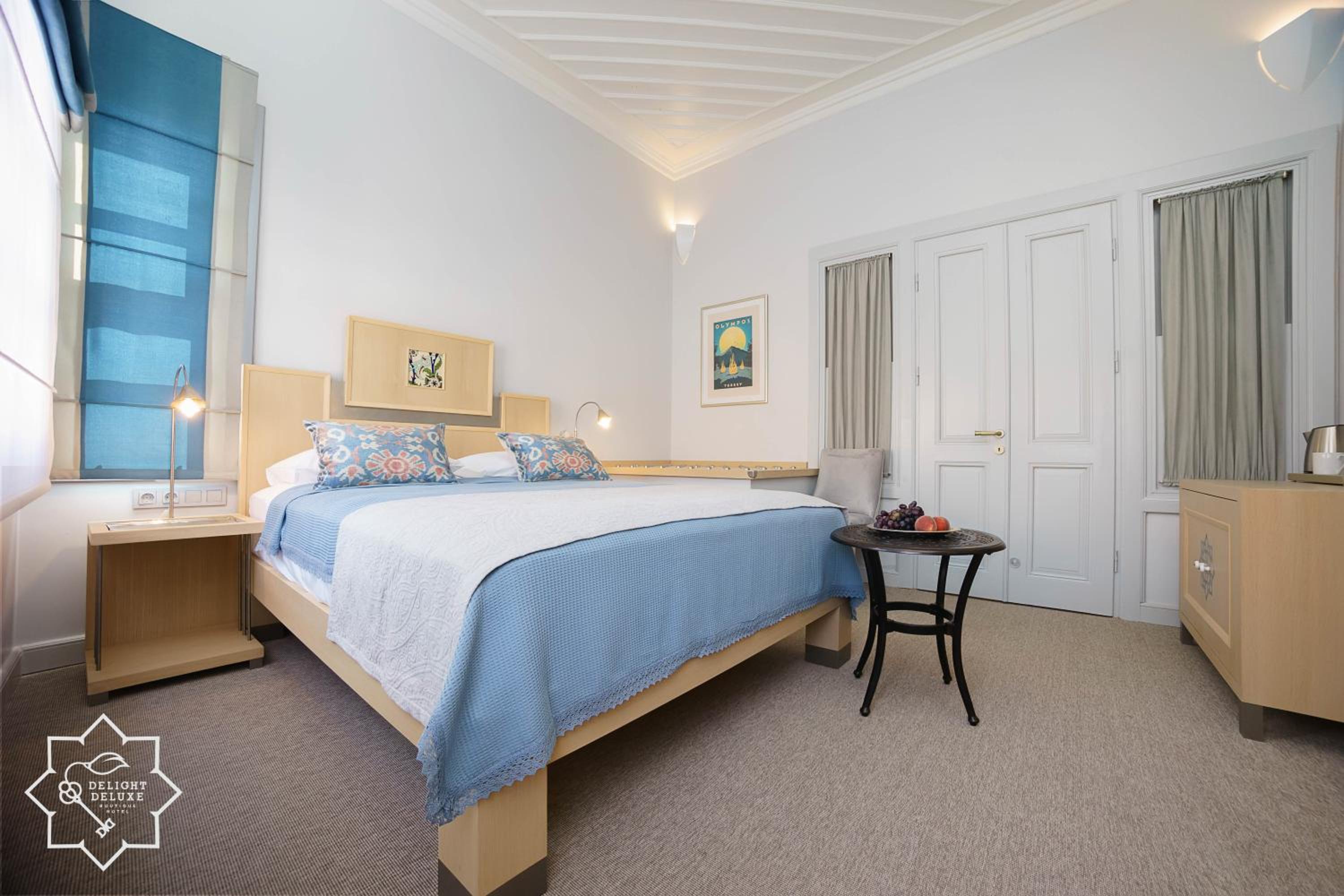 Delight Deluxe Hotel - Image 53