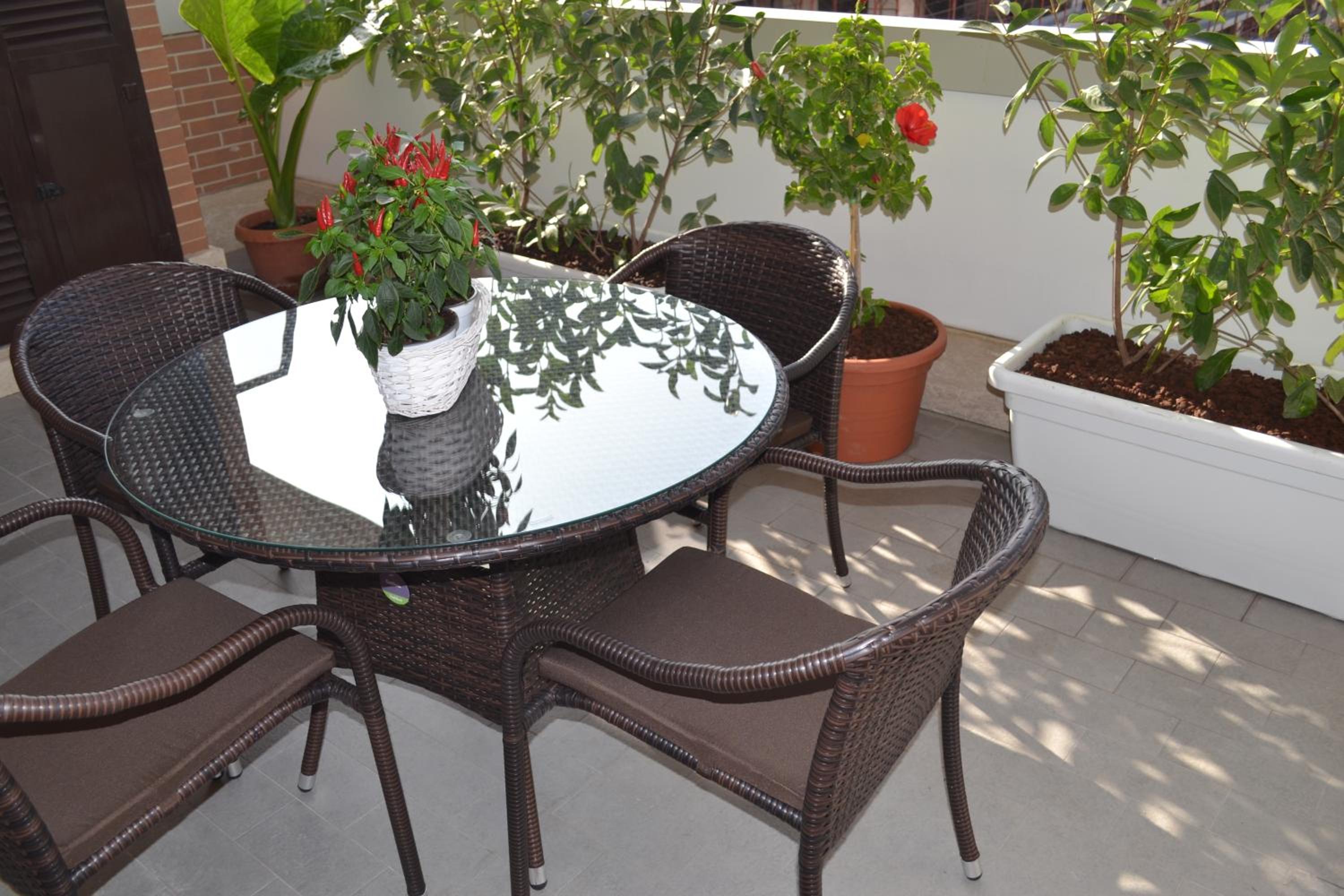 Airport & Fair Suite Apartments