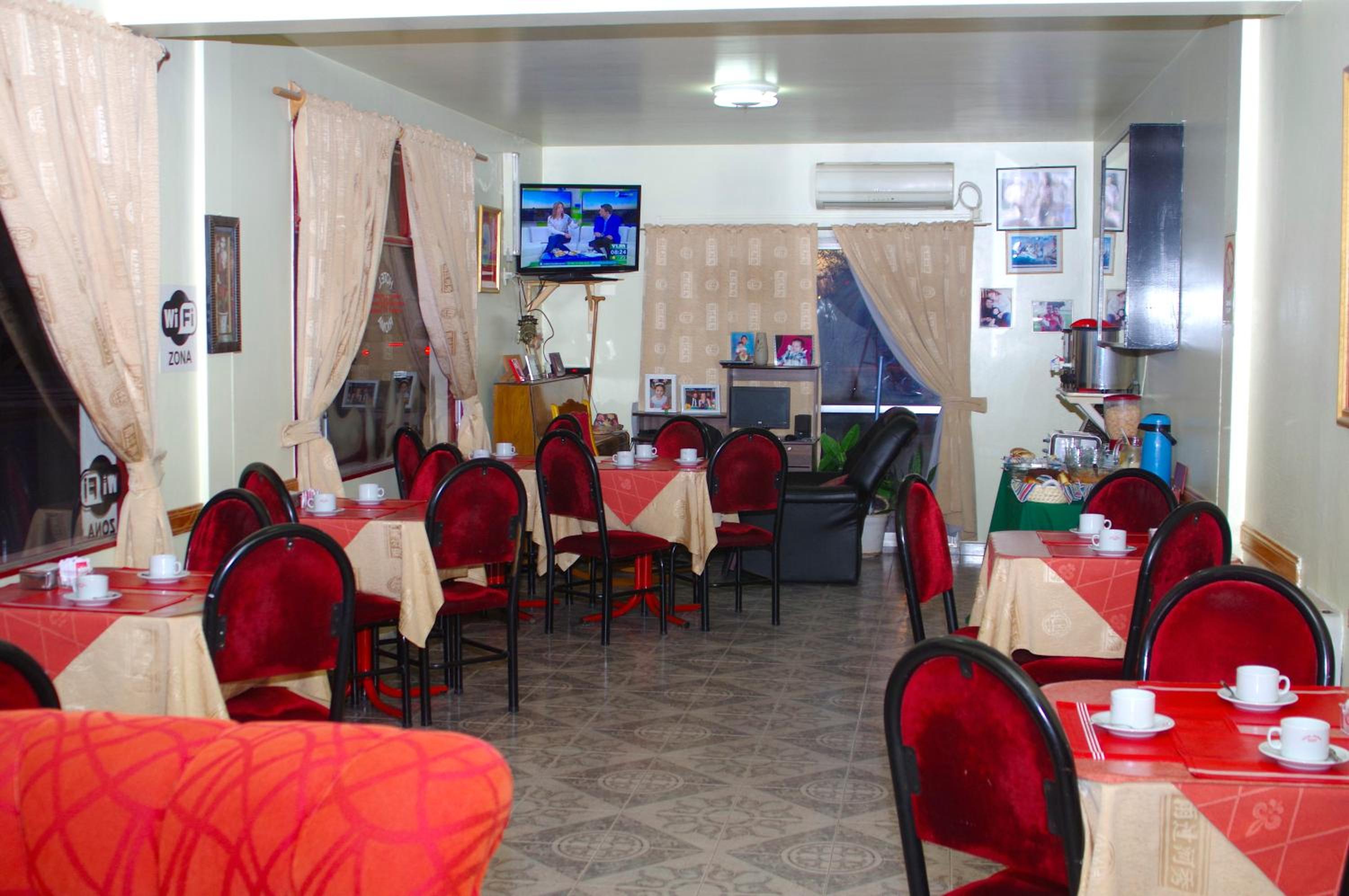 Rioma Hotel