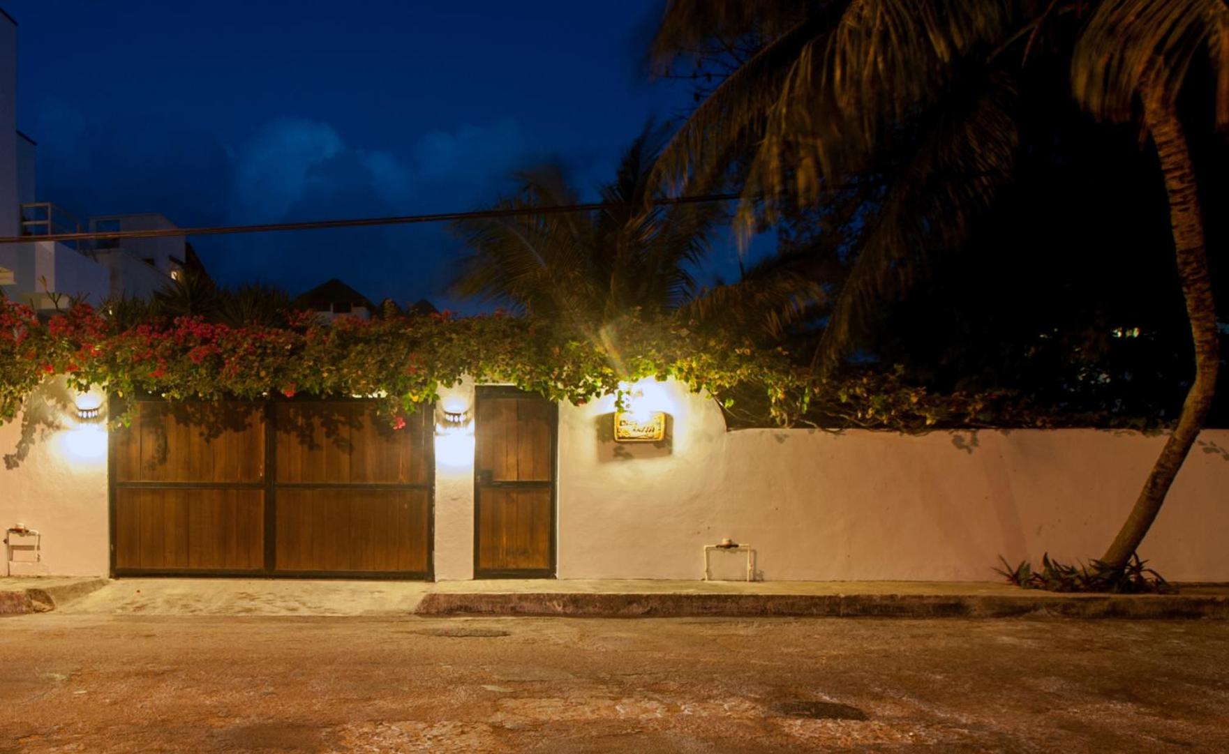 Casa Anita - Relaxing Home Steps from the Puerto Morelos Beach