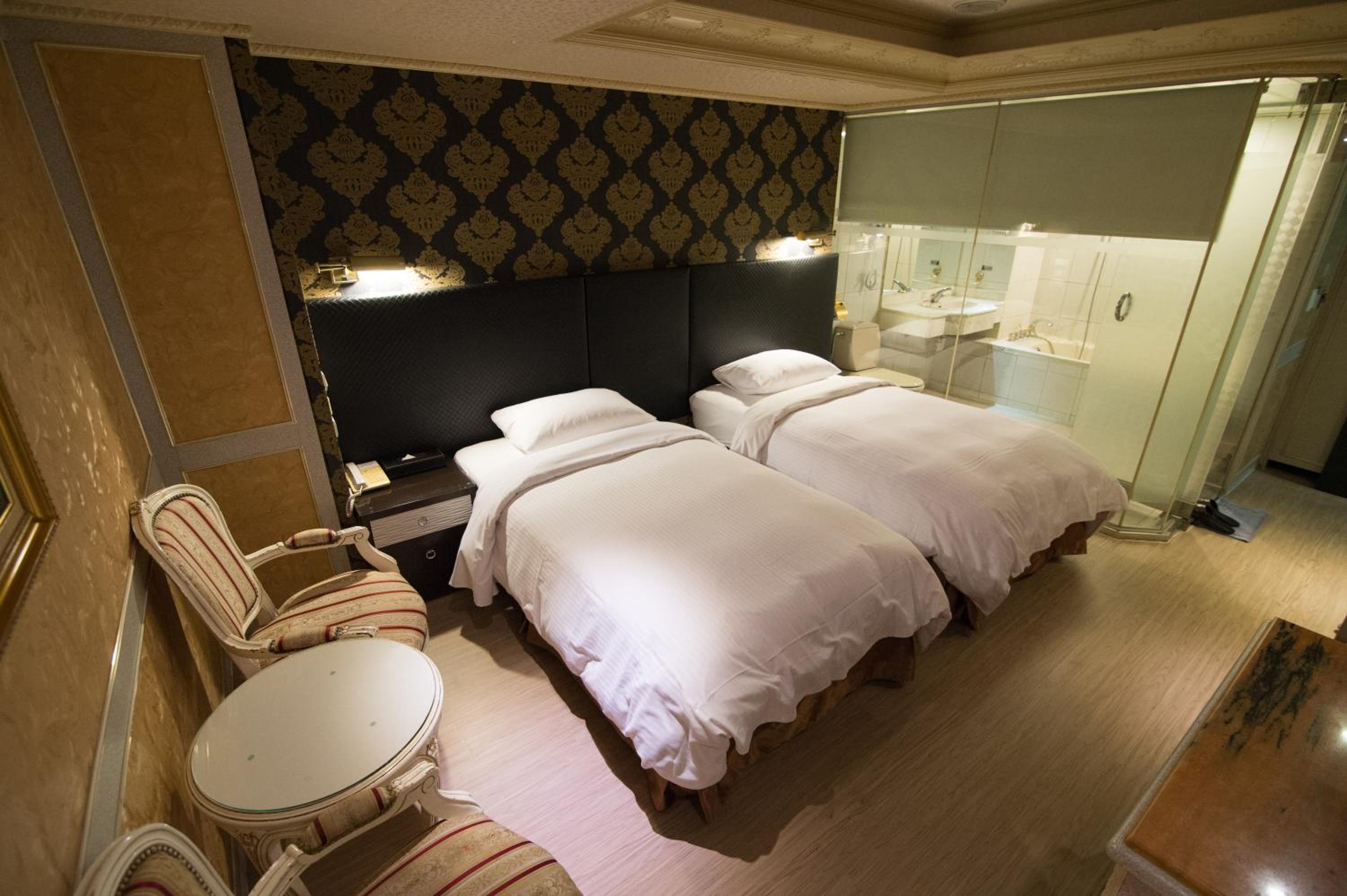 Mila Hotel