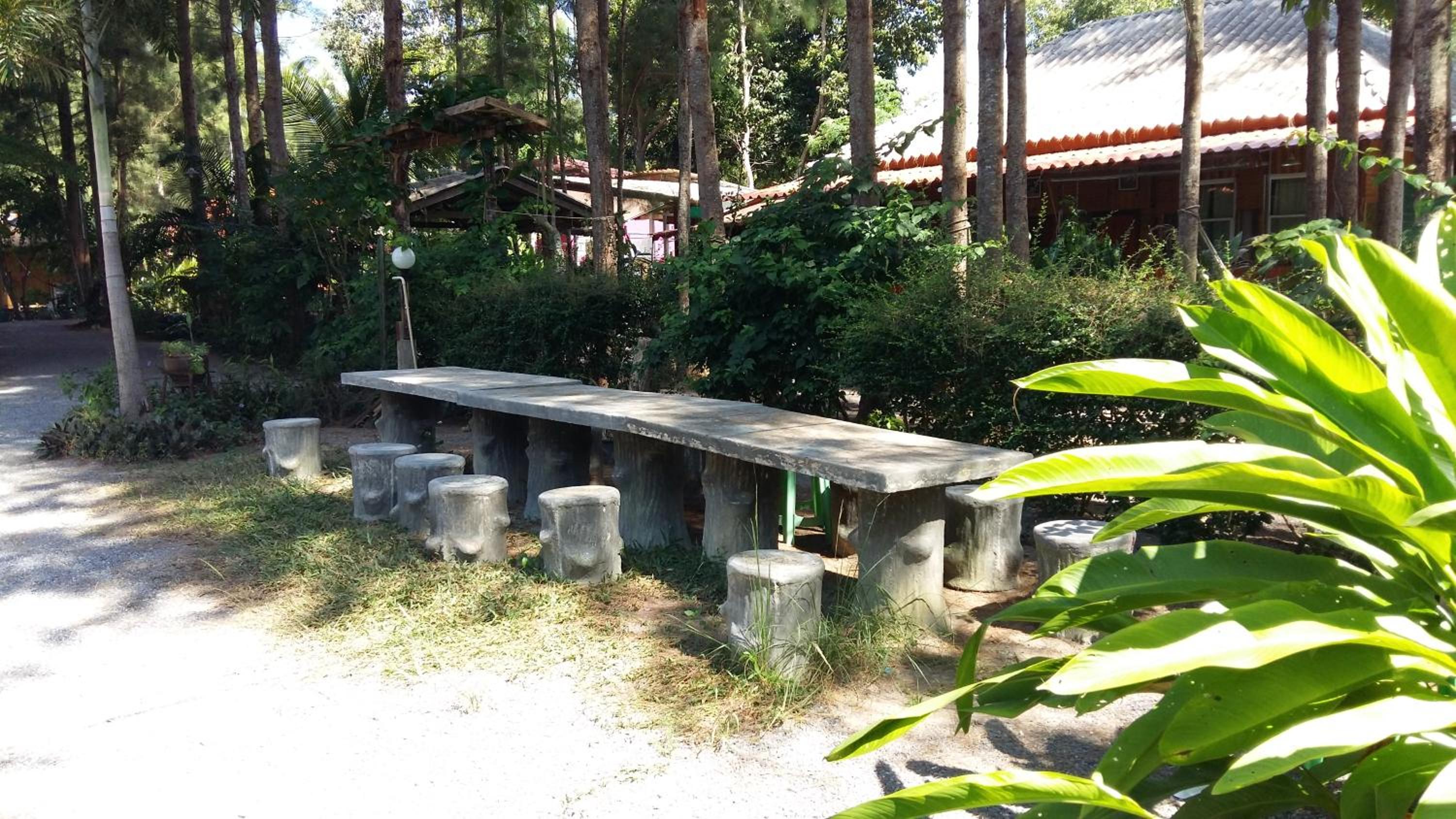 บ้านสนมณีโฮมสเตย์ Bansonmanee Homestay