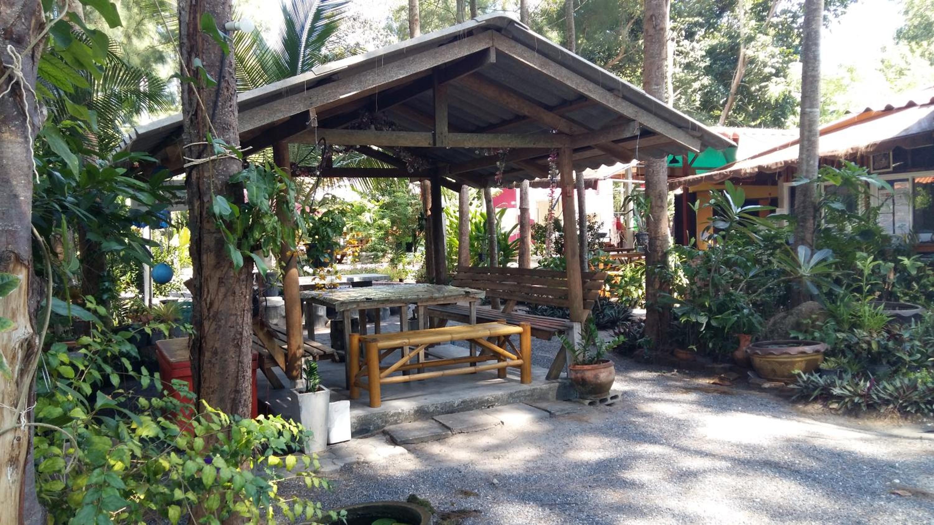 บ้านสนมณีโฮมสเตย์ Bansonmanee Homestay