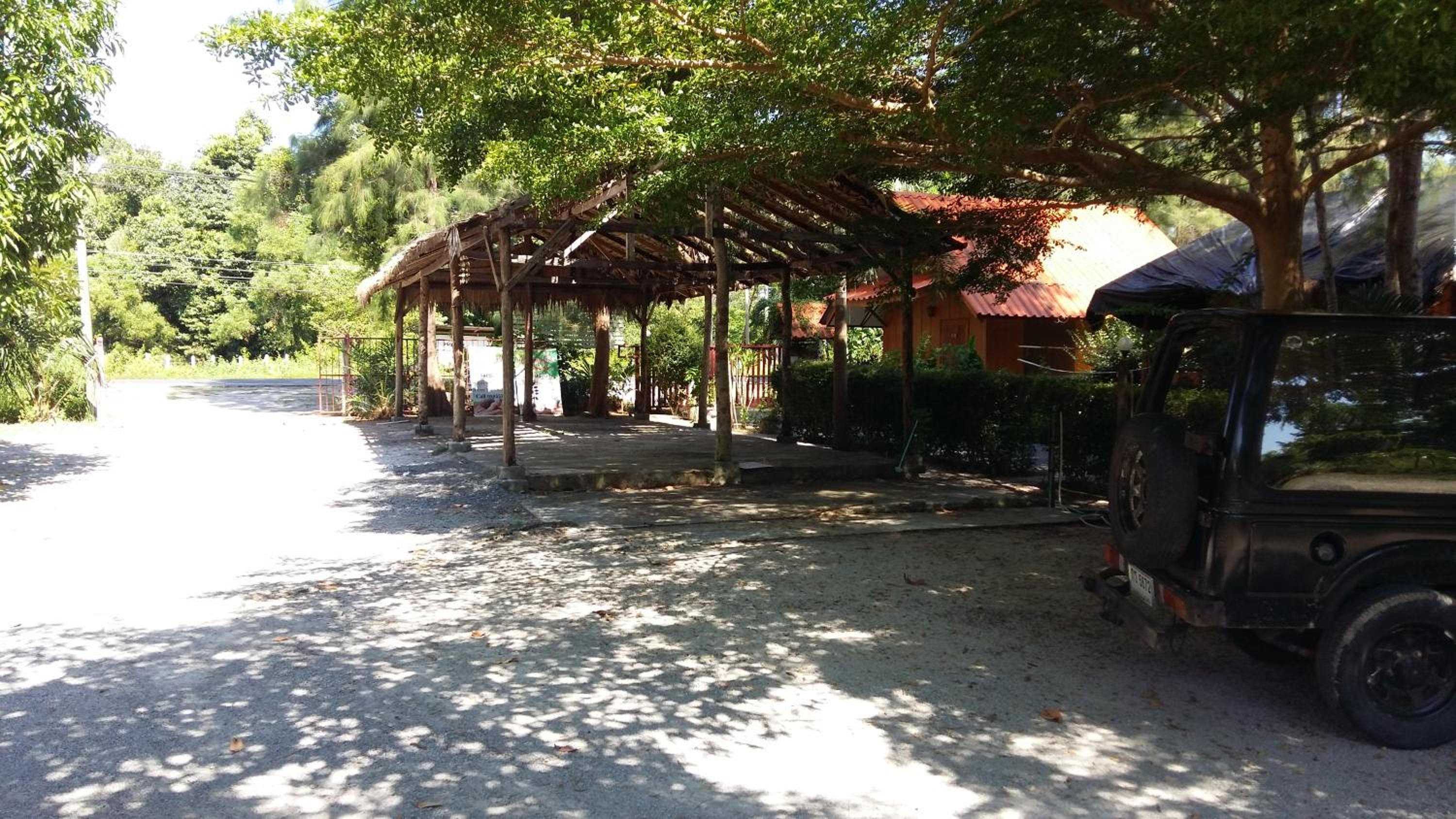 บ้านสนมณีโฮมสเตย์ Bansonmanee Homestay