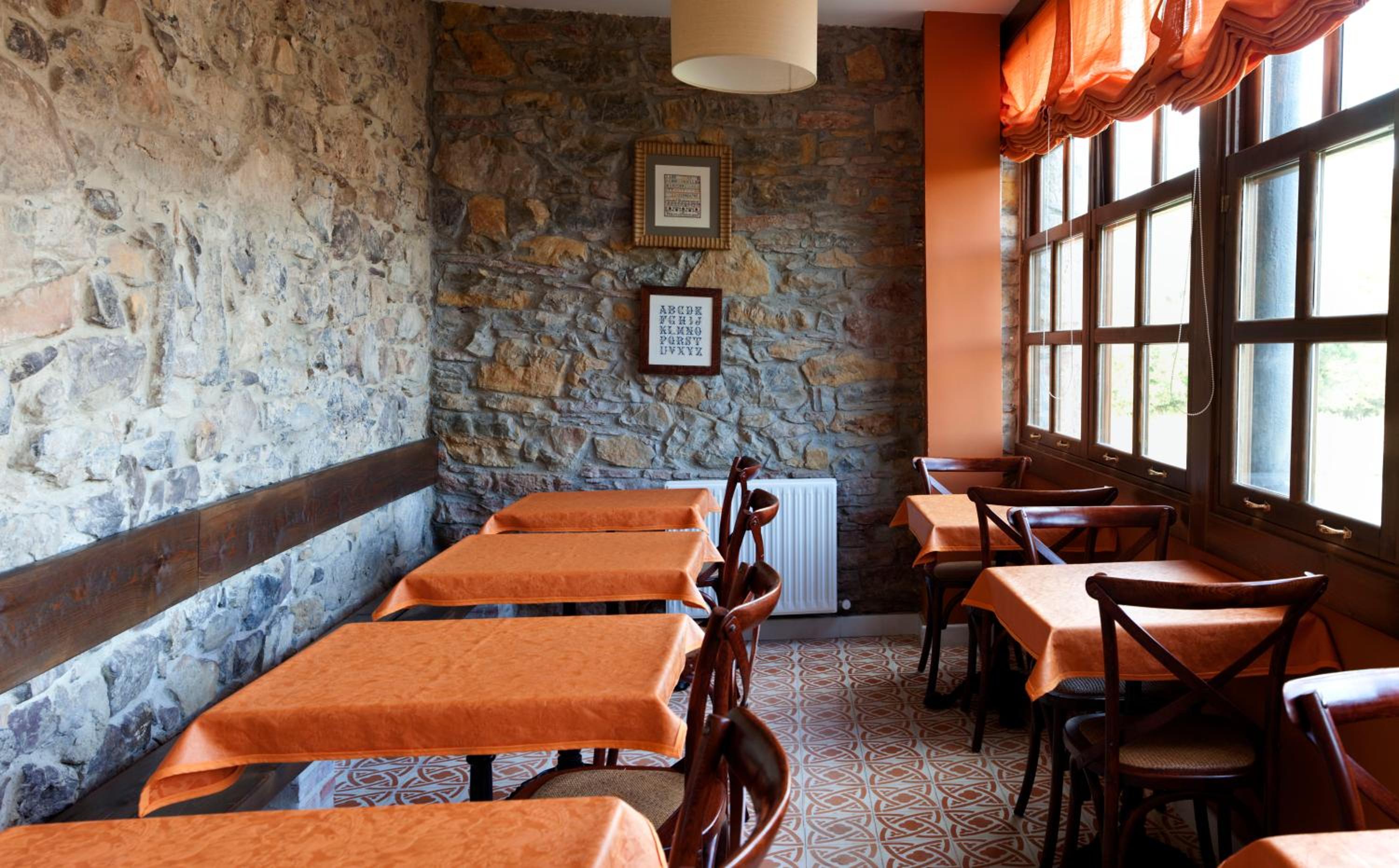 restaurant
