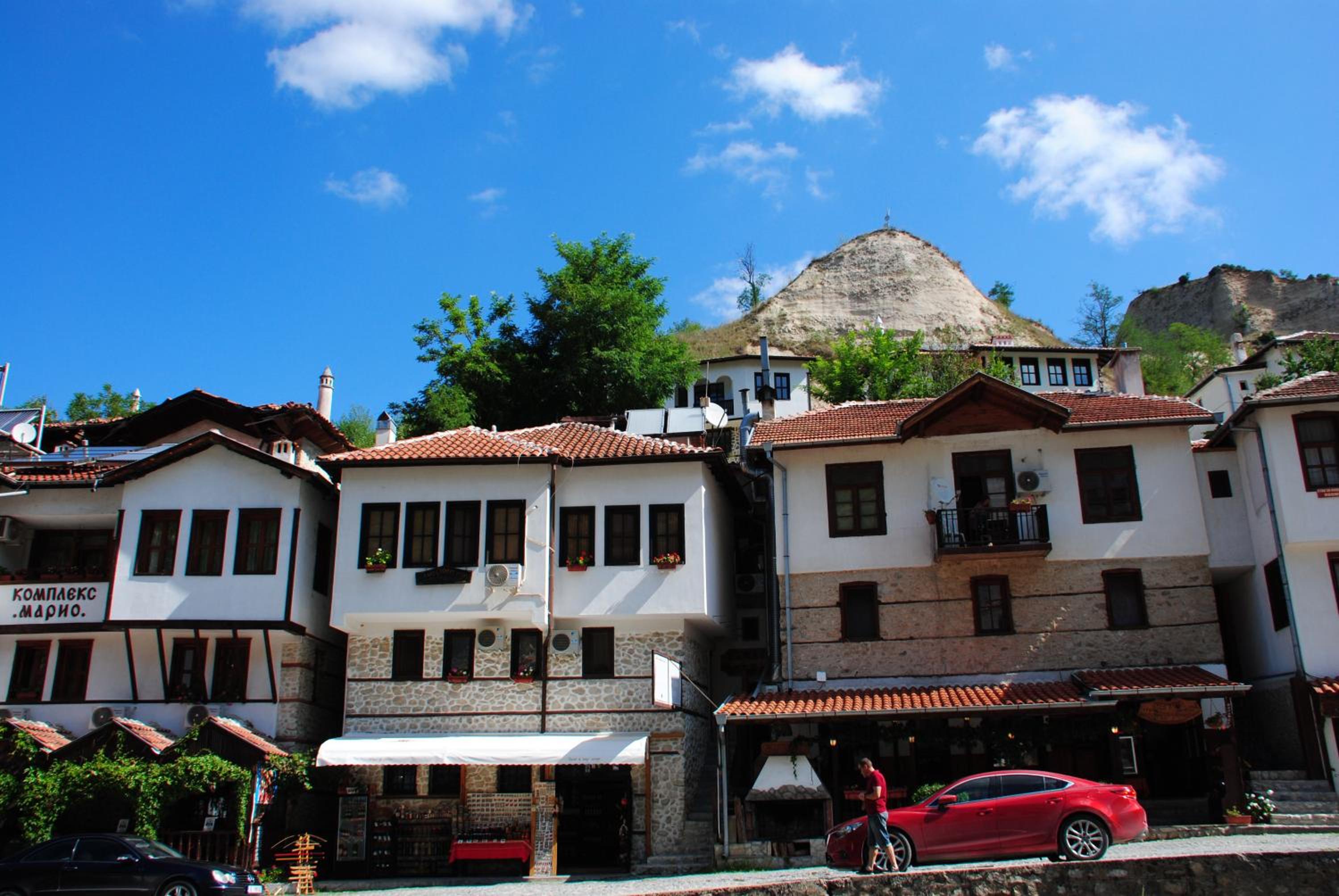 Toni's Guest House