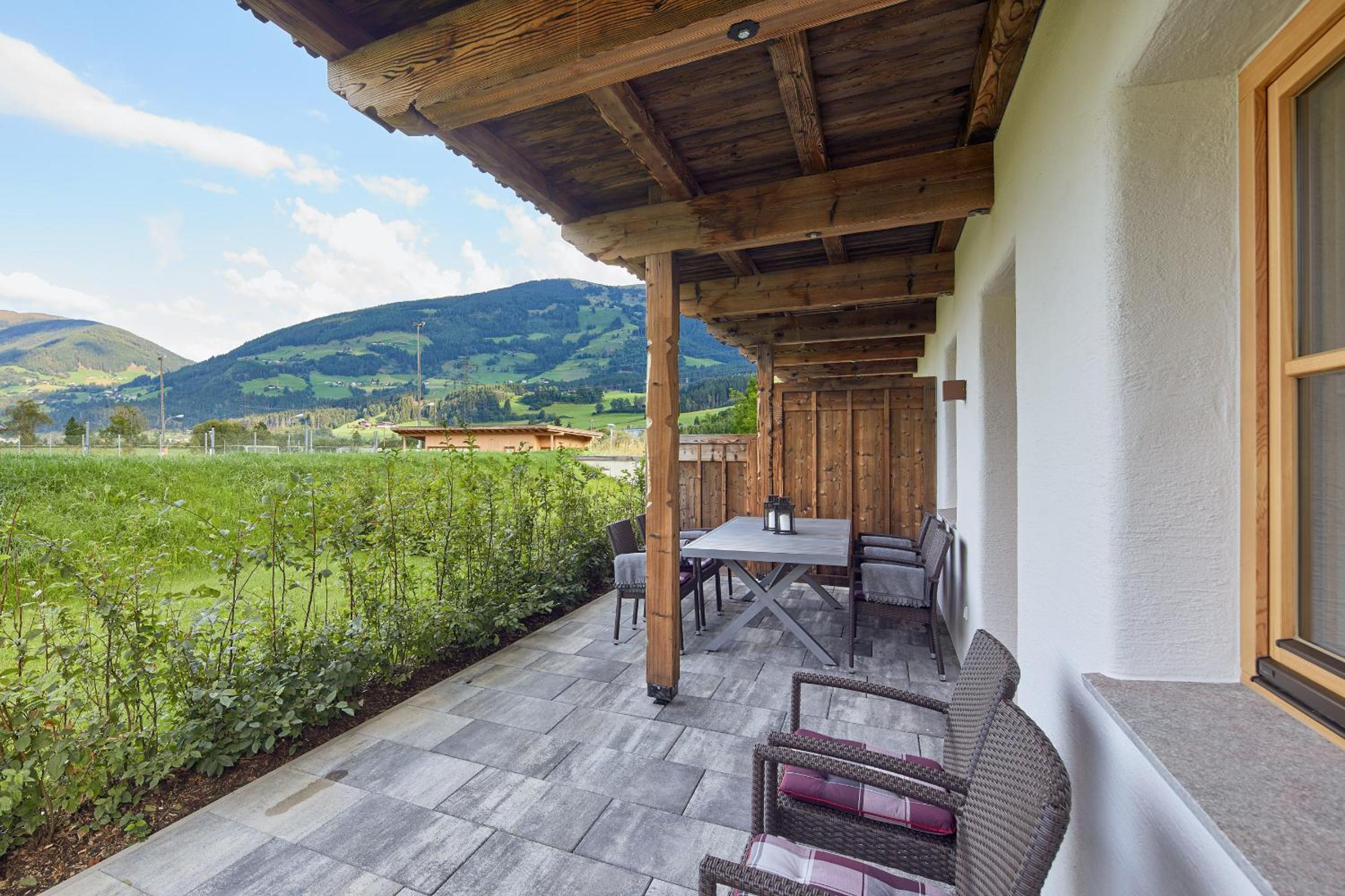 Alpin Residenzen Panoramabahn by Alpina-Holiday