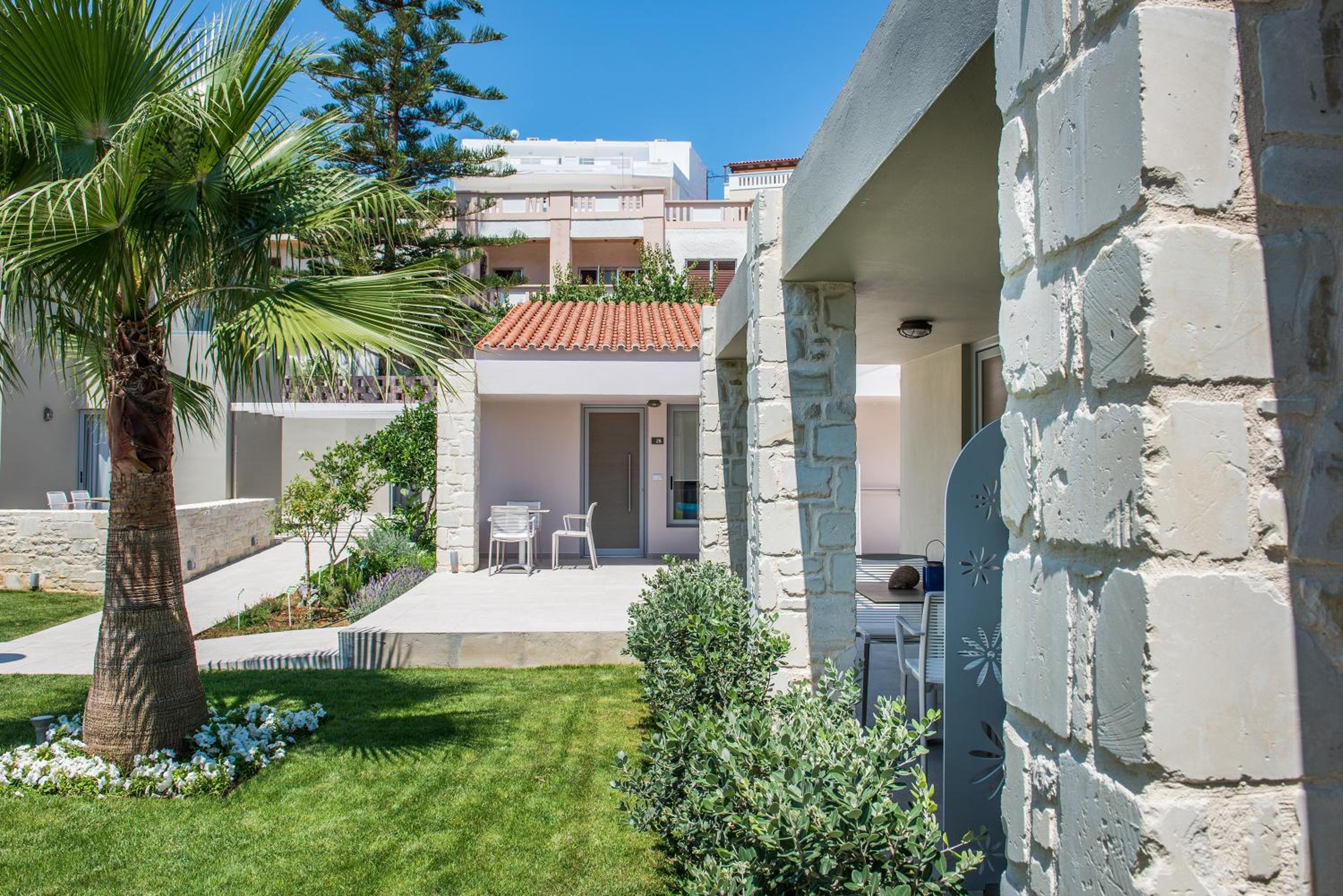 Hotel Stellina Village - Image 1