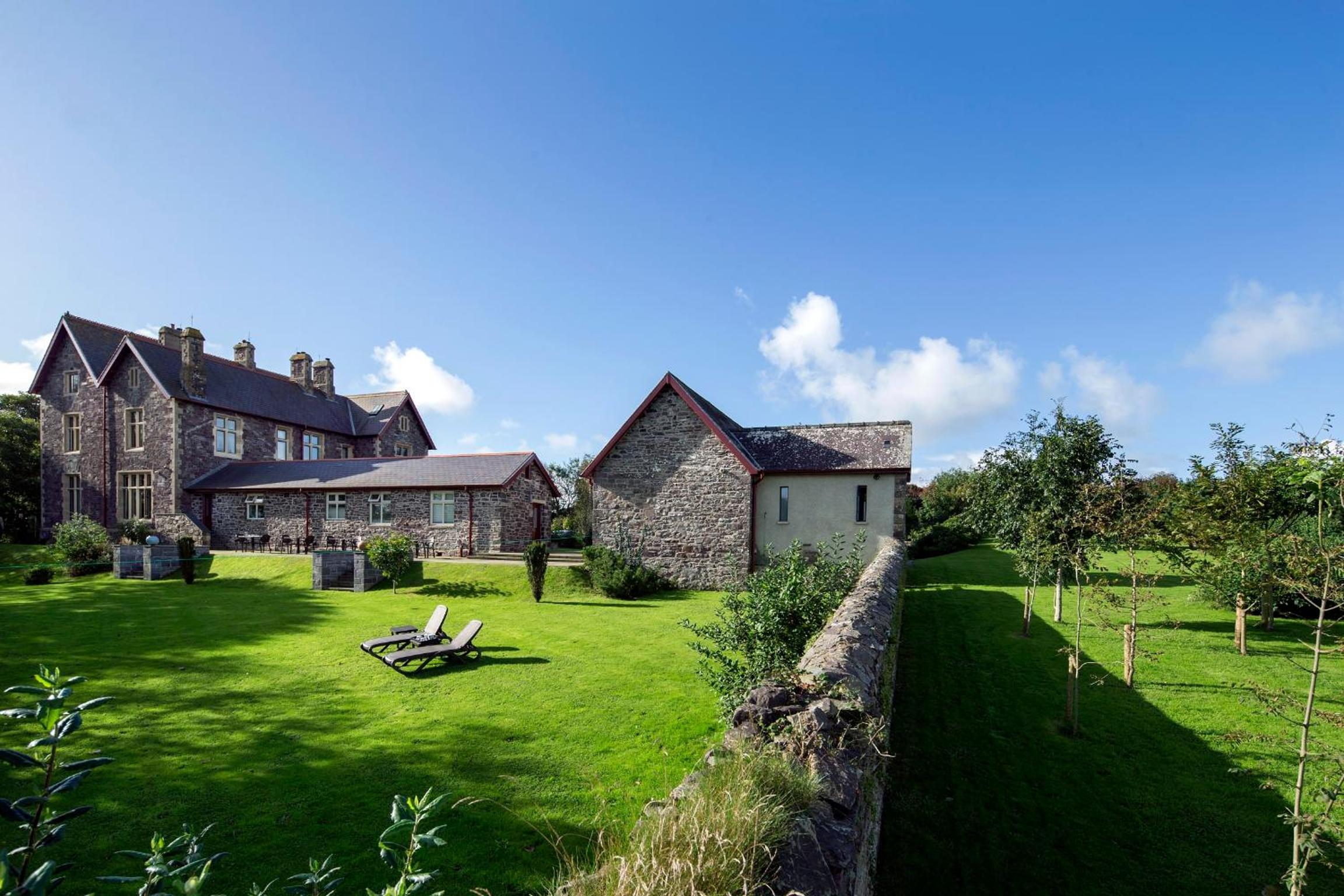 Penrhiw Priory