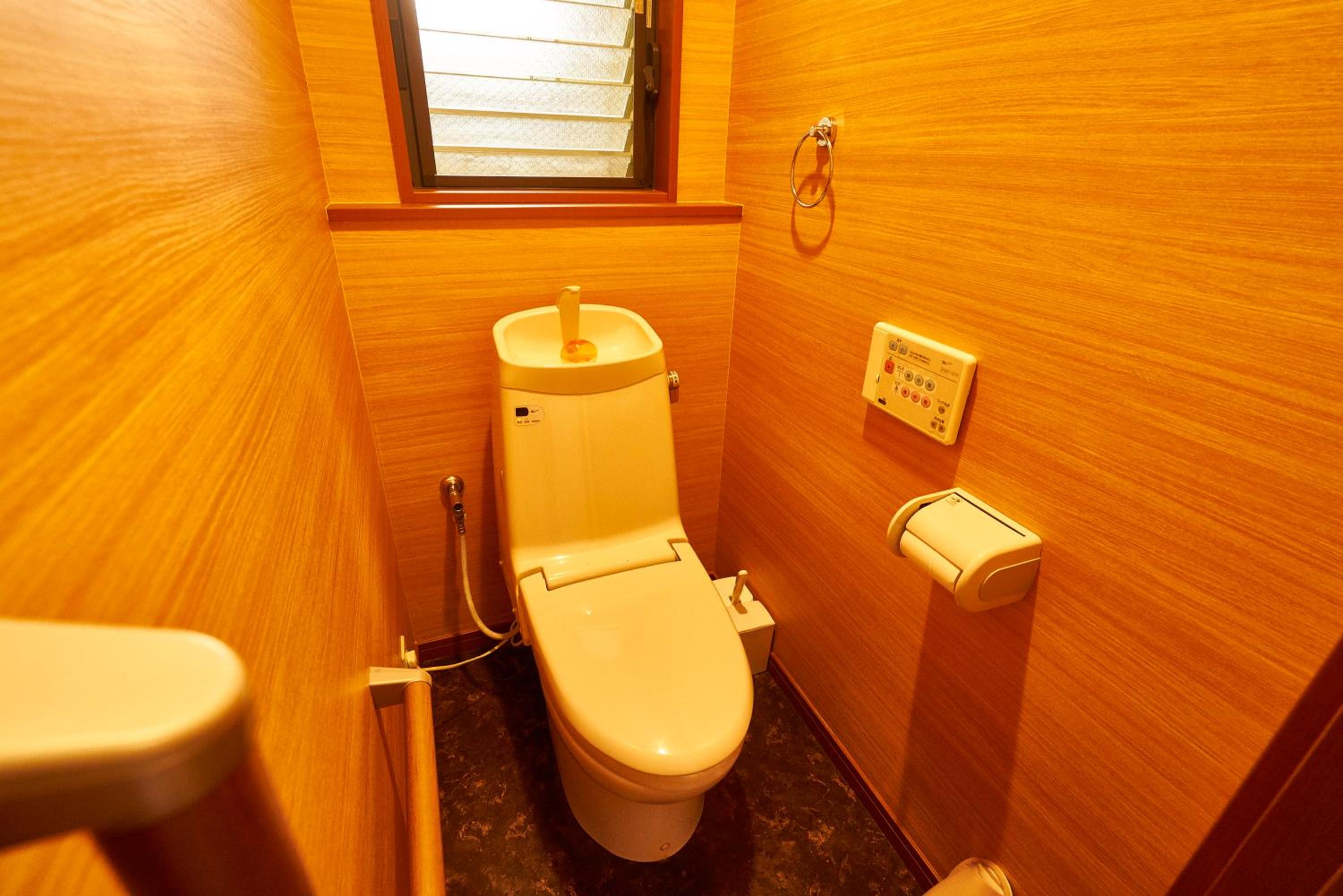 Guesthouse Nijo Fukuro-Tei