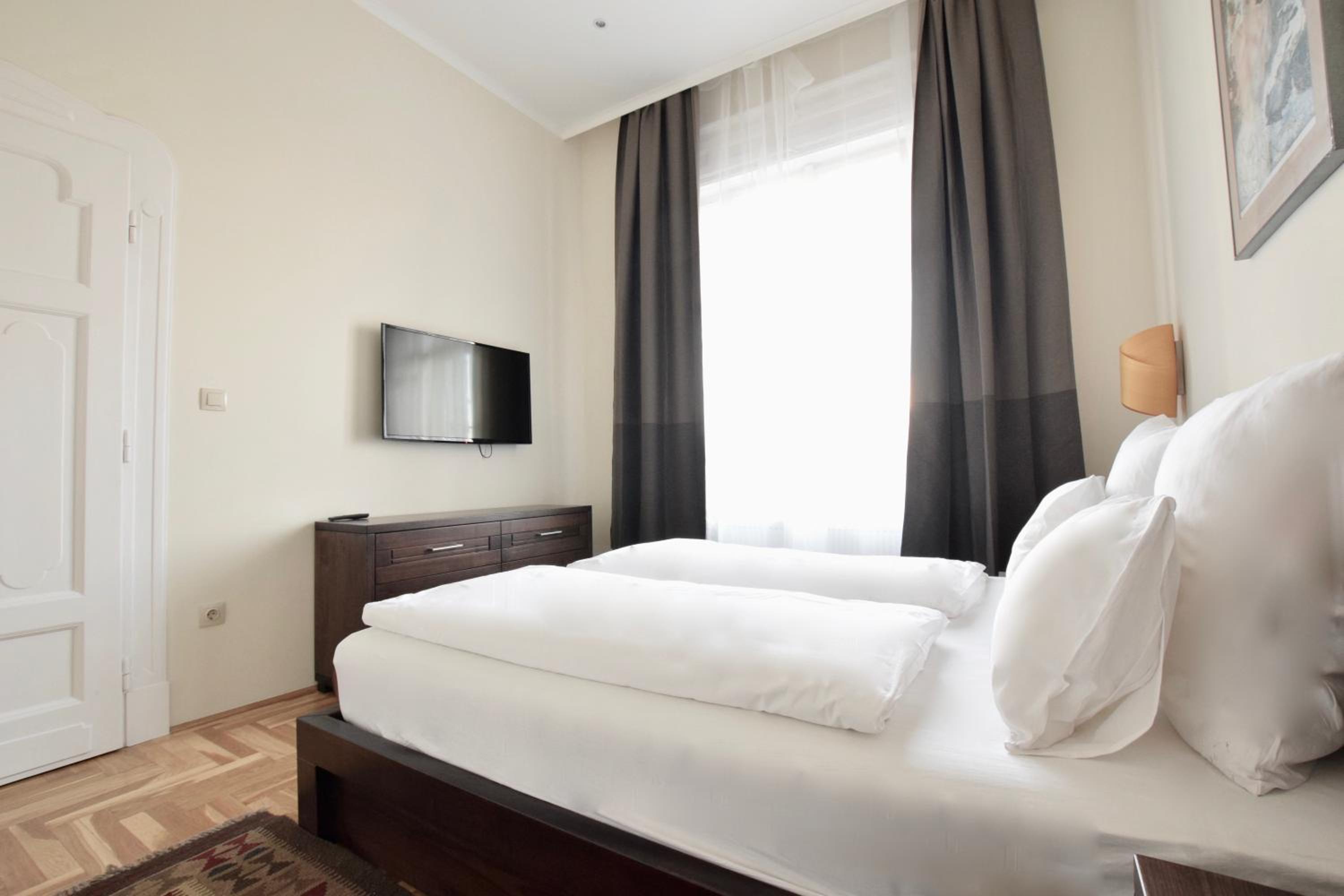 Luxury Apartment by Hi5 - Király street Suite view 2