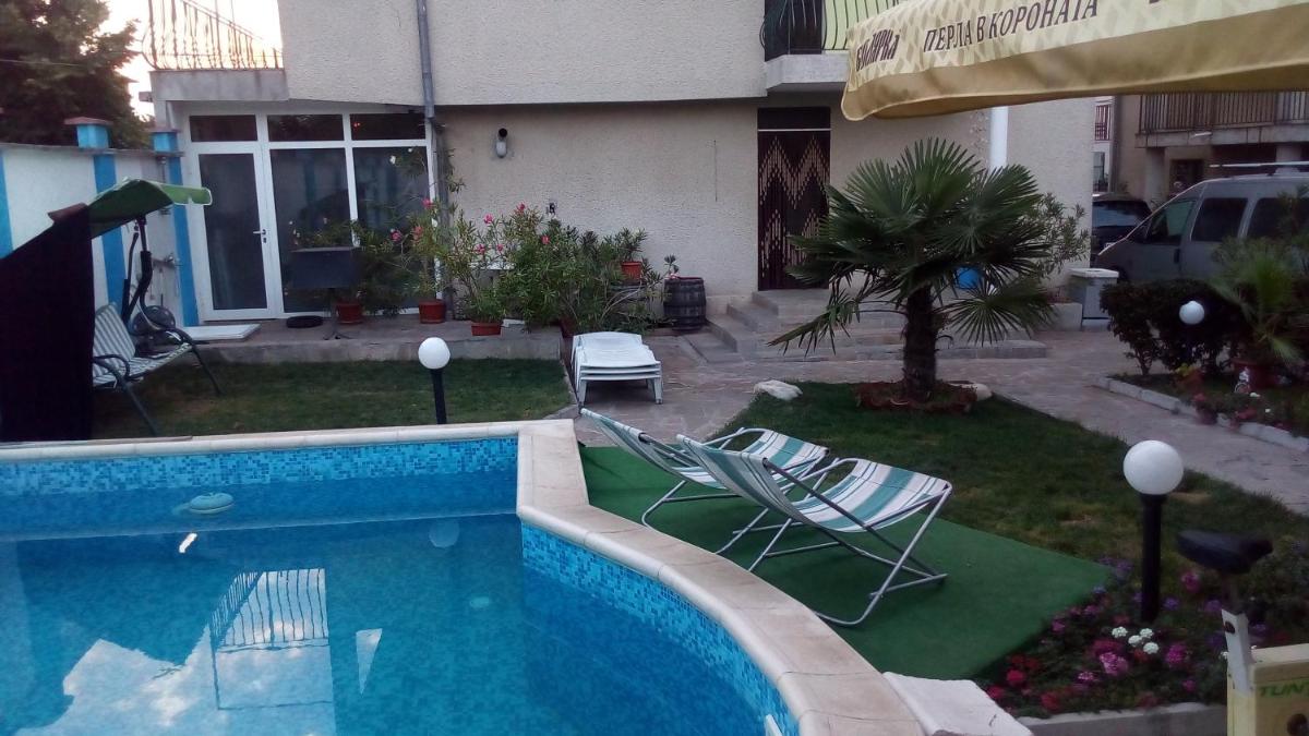 Topalovi Guest House