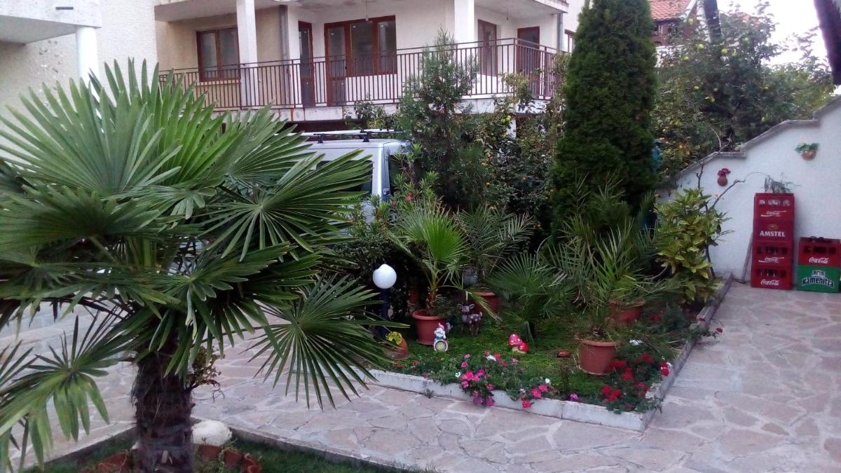 Topalovi Guest House