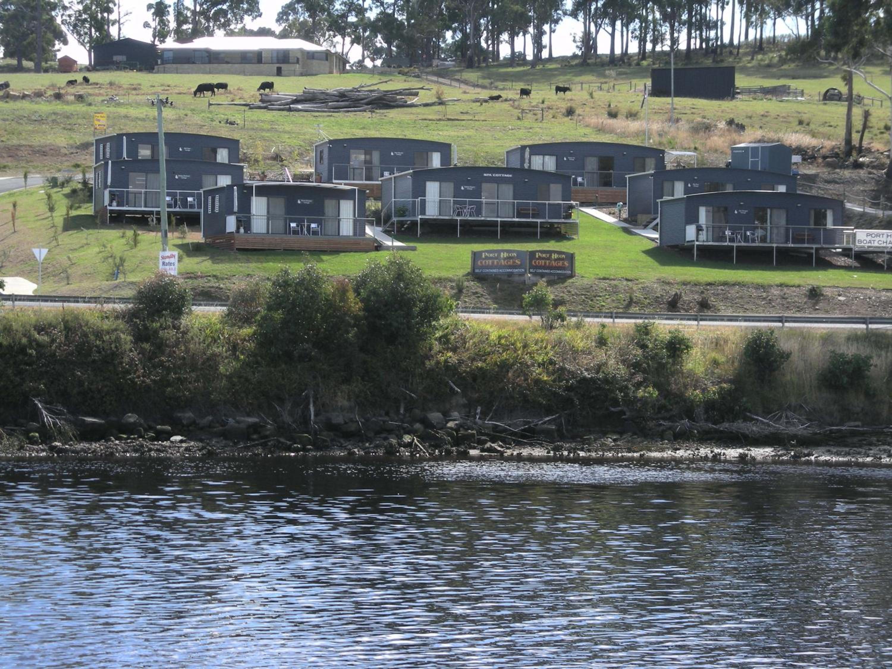 Port Huon Cottages