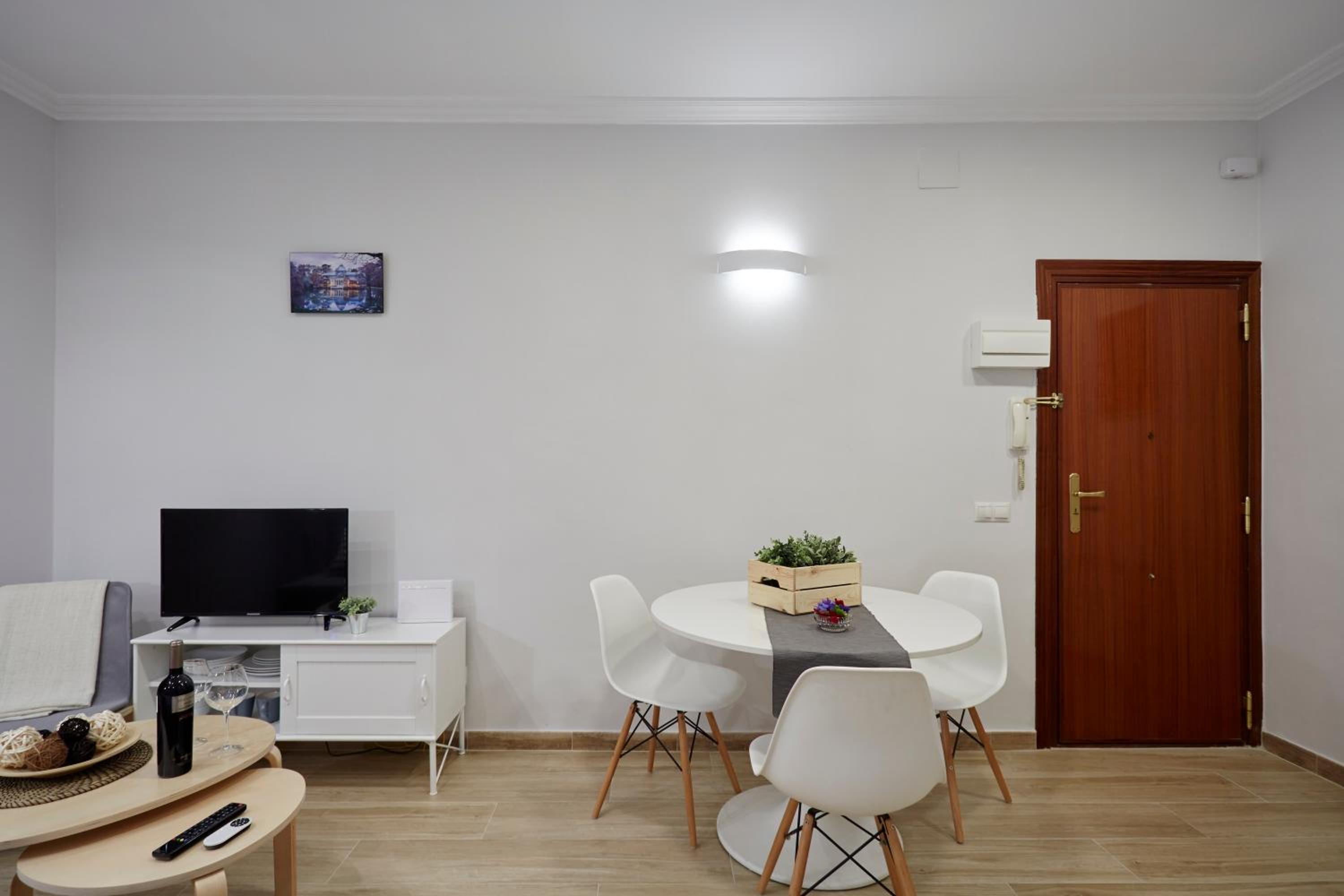 LEEWAYS LOFT in VALENCIA view 2