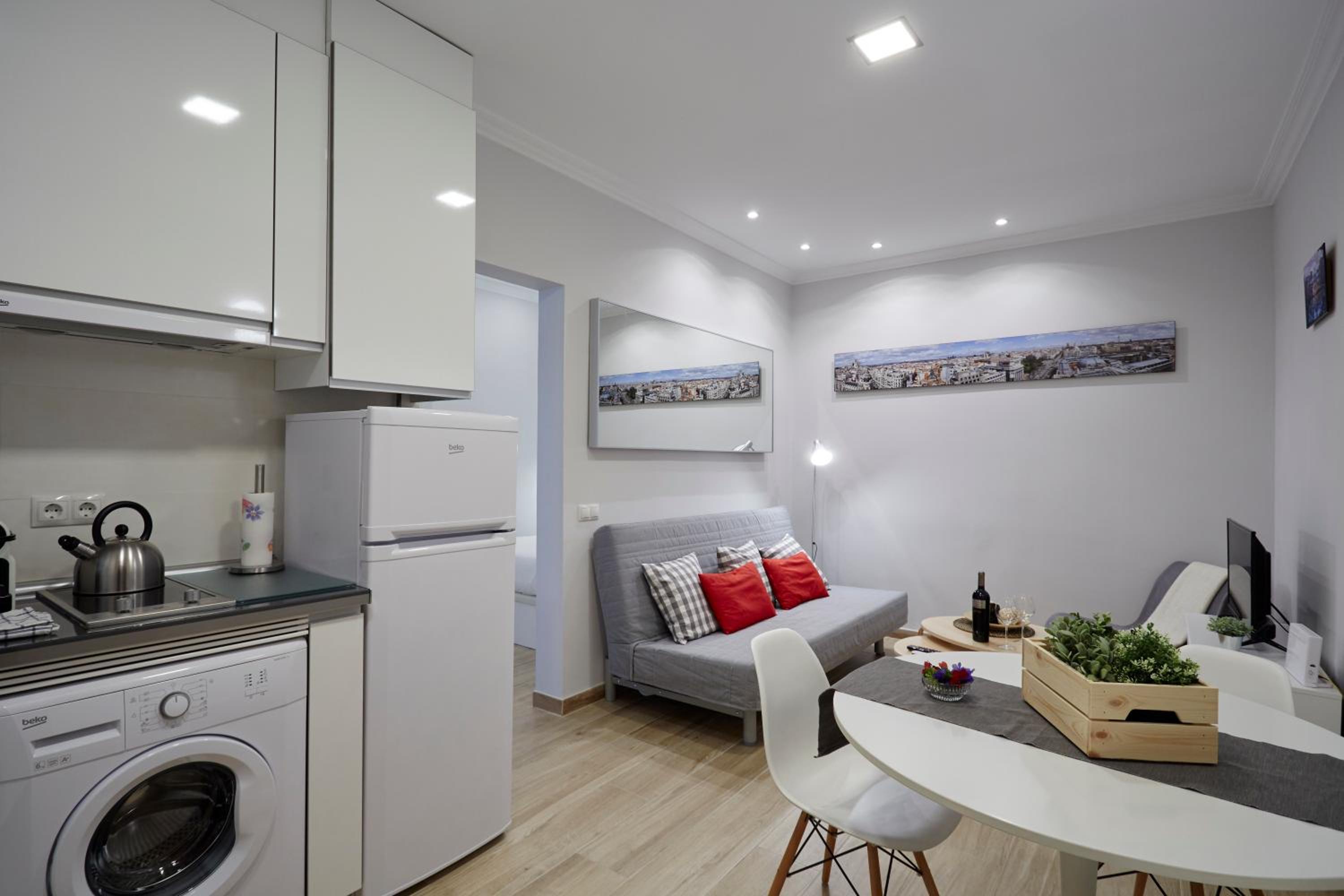 LEEWAYS LOFT in VALENCIA view 3