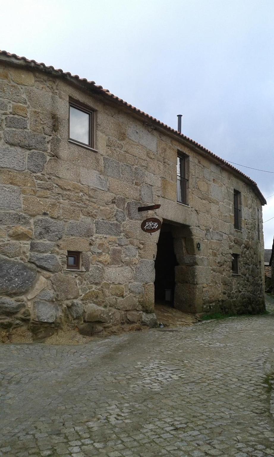 Casa do Arco - Casa de Campo - main view
