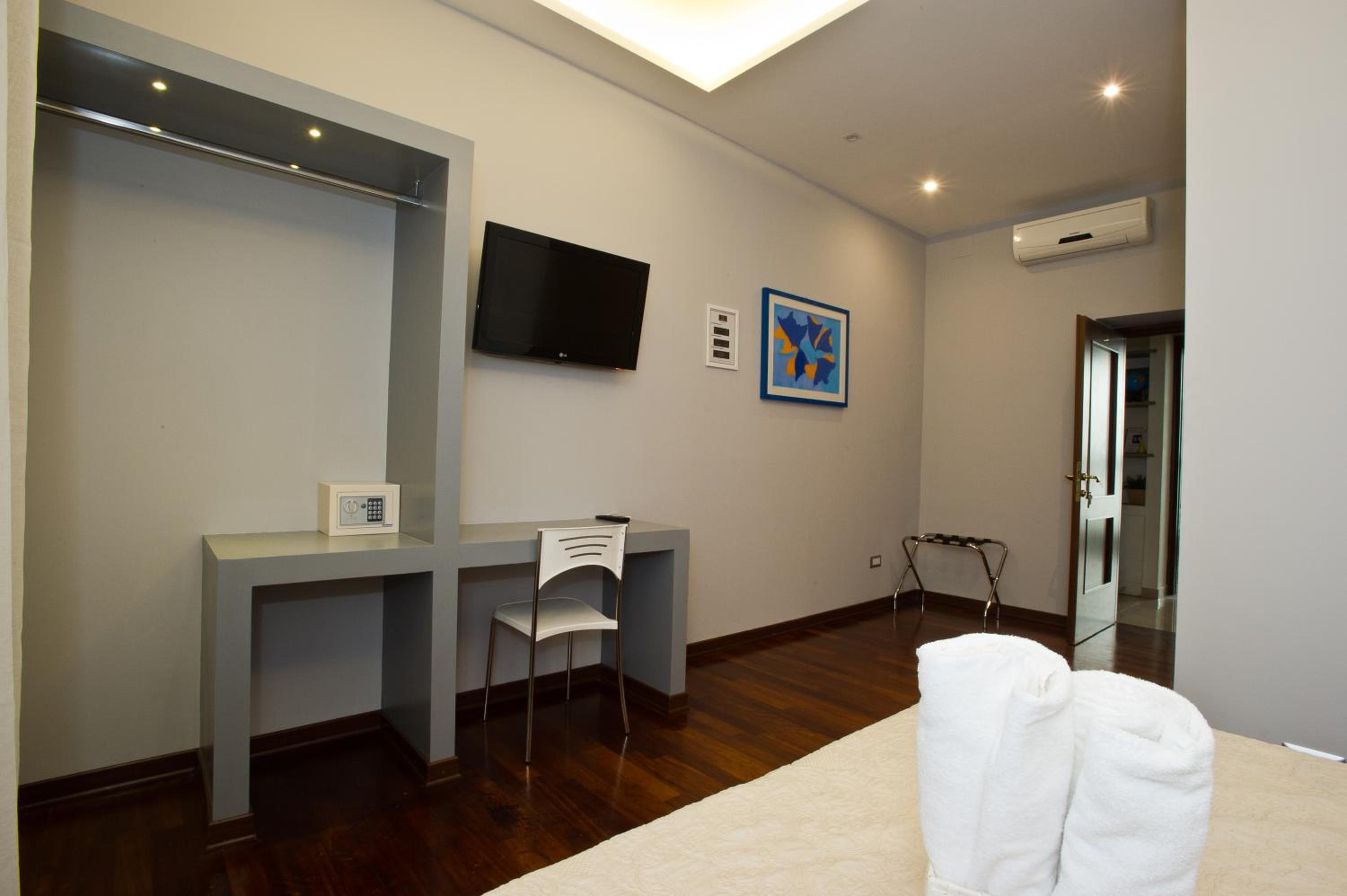Borghese Executive Suite