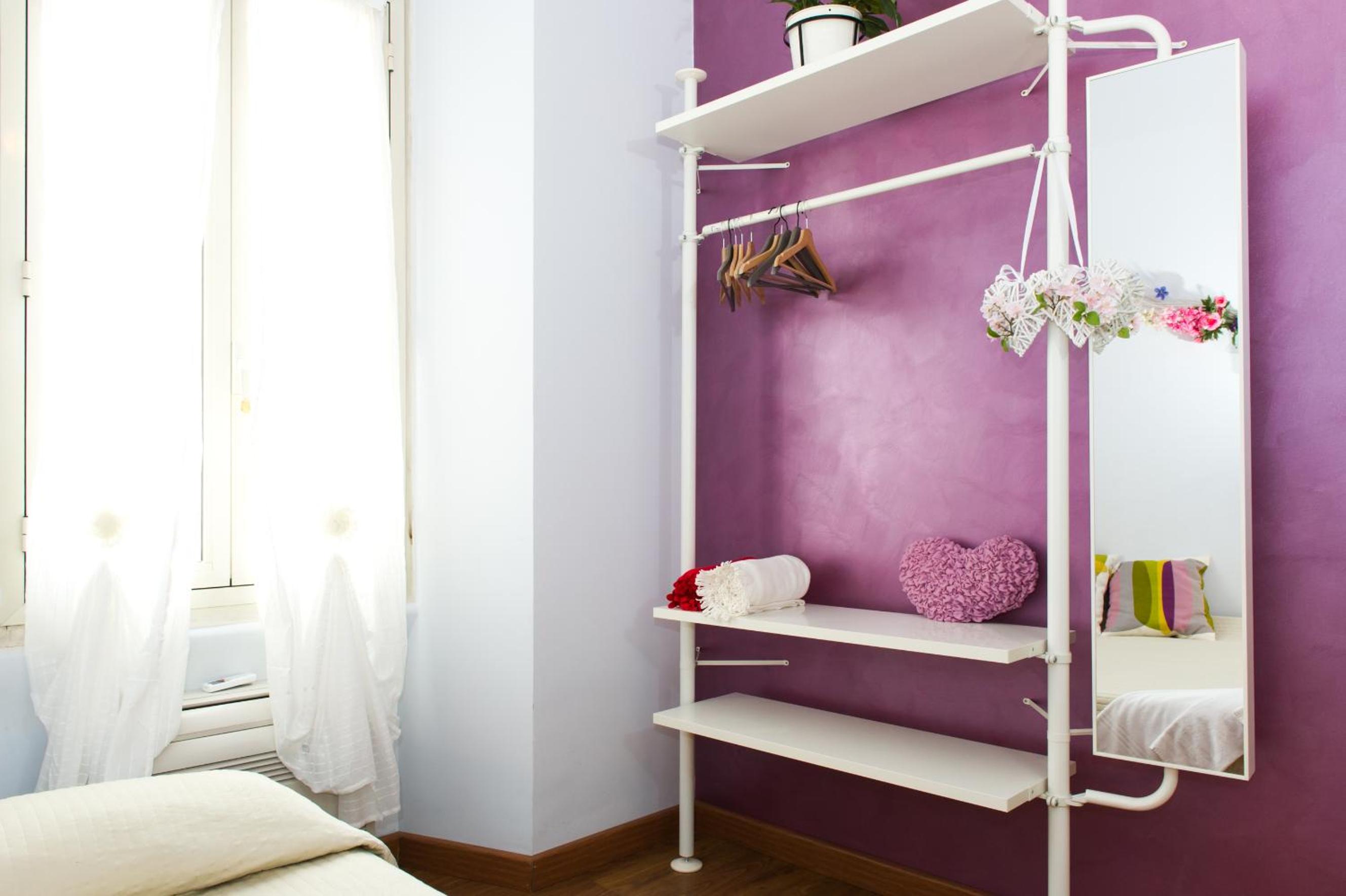 Home Candia