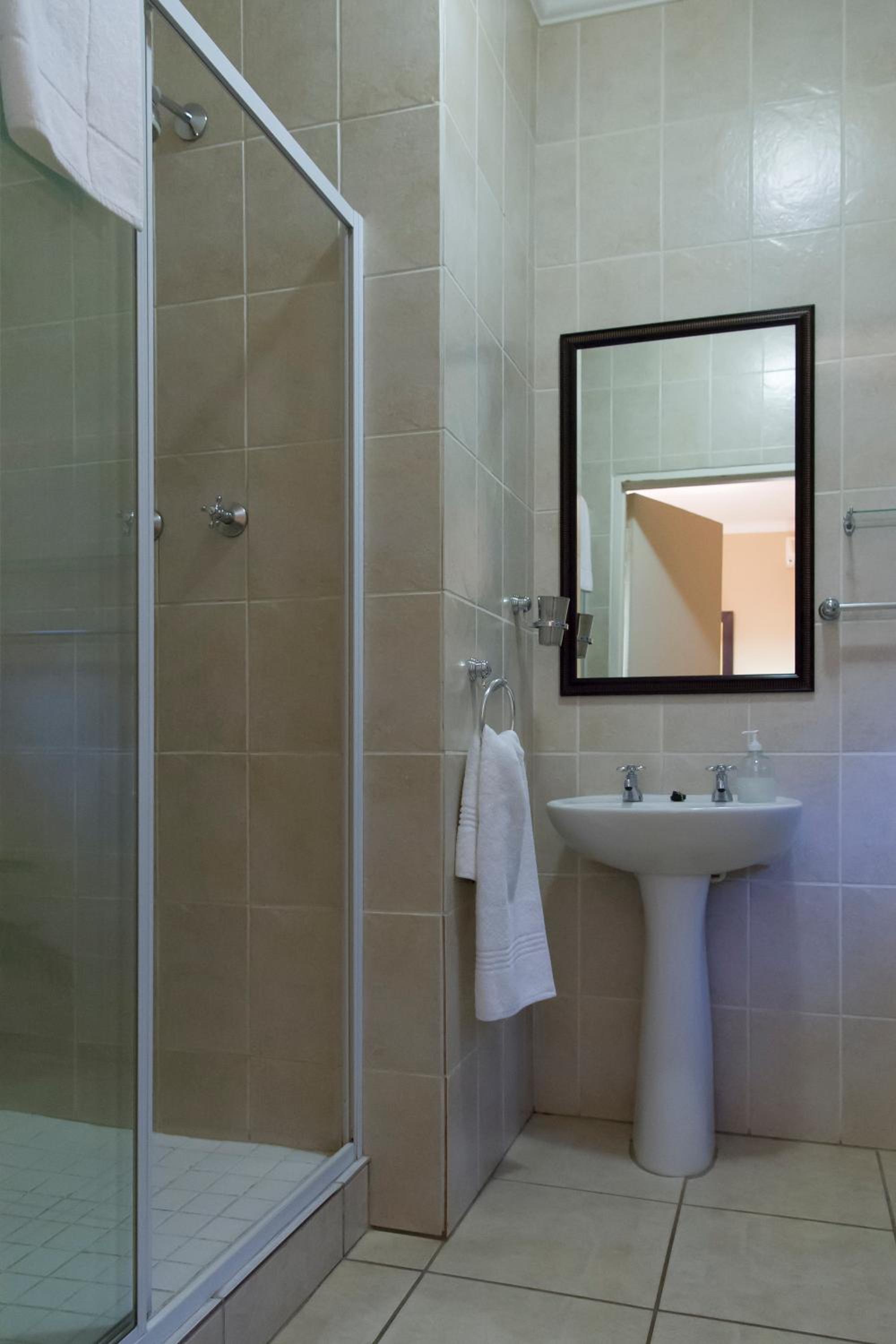 Bayswater Lodge