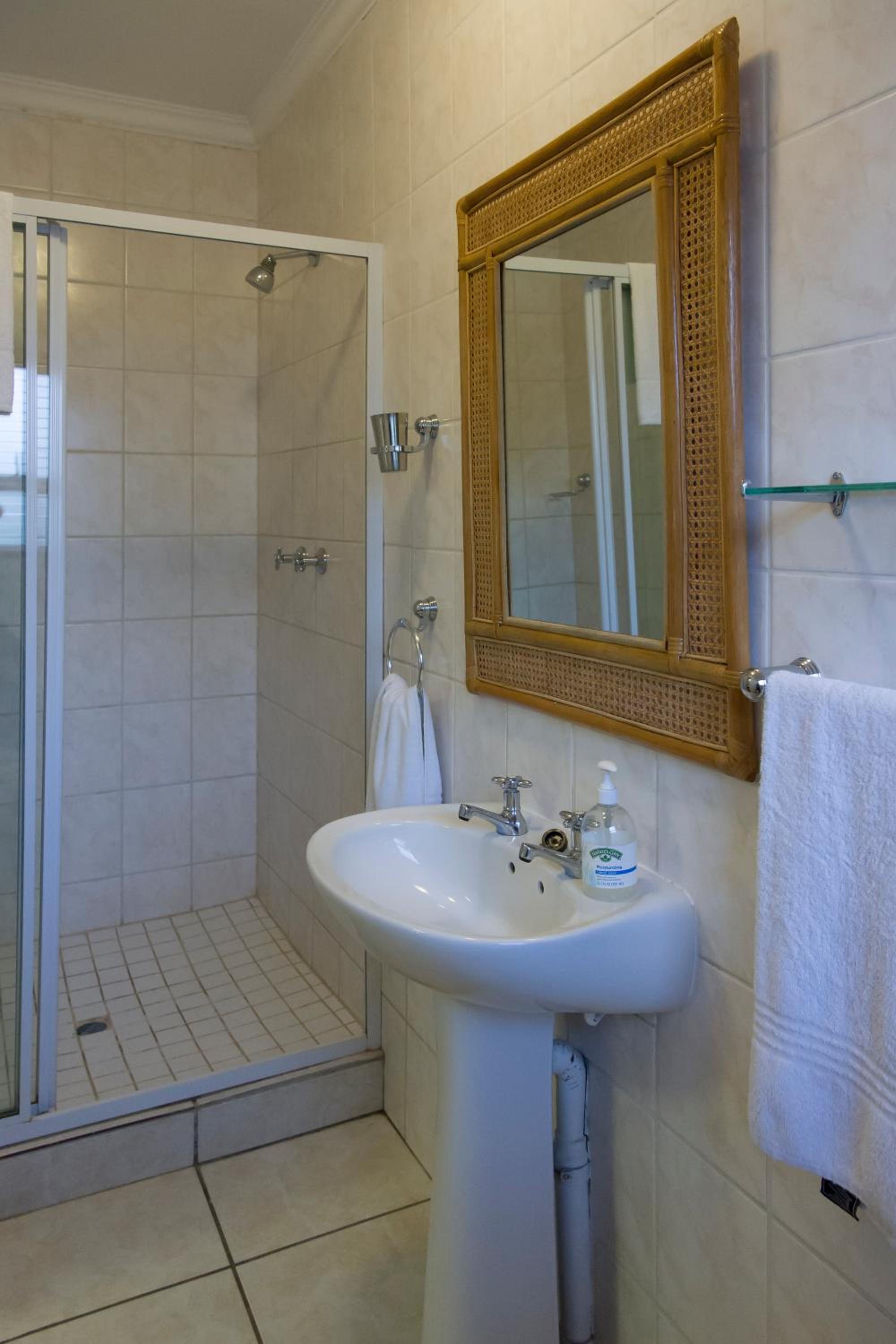 Bayswater Lodge