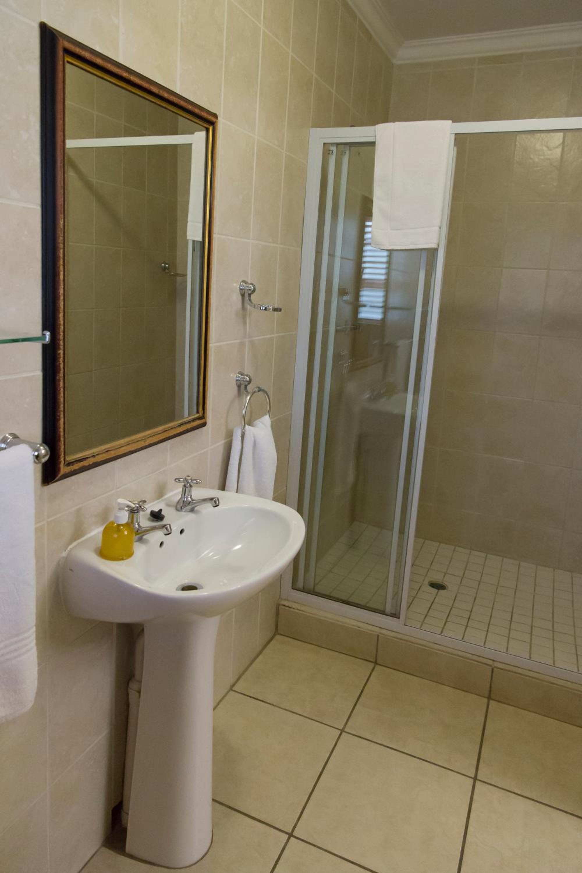 Bayswater Lodge
