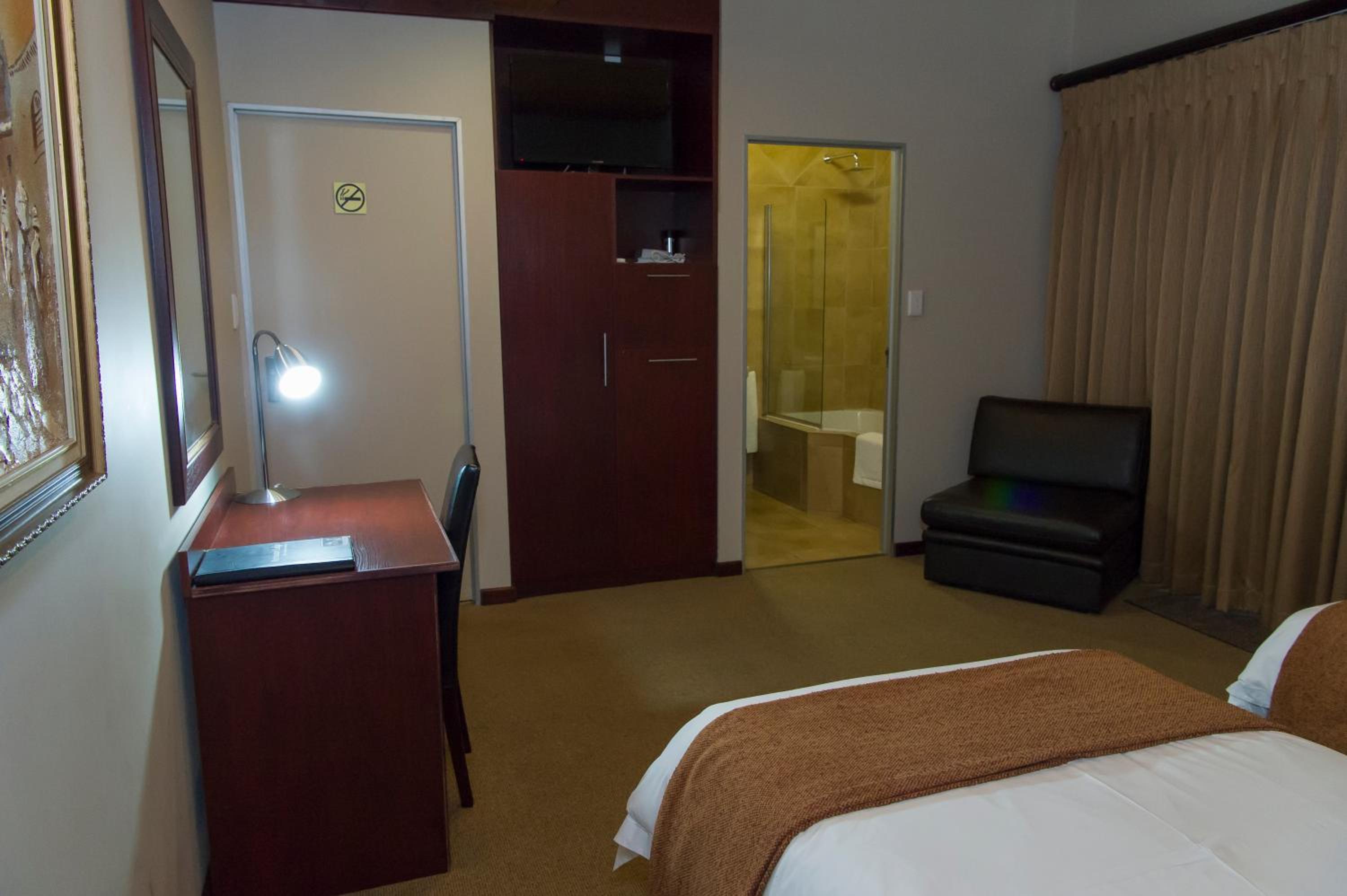 Bayswater Lodge