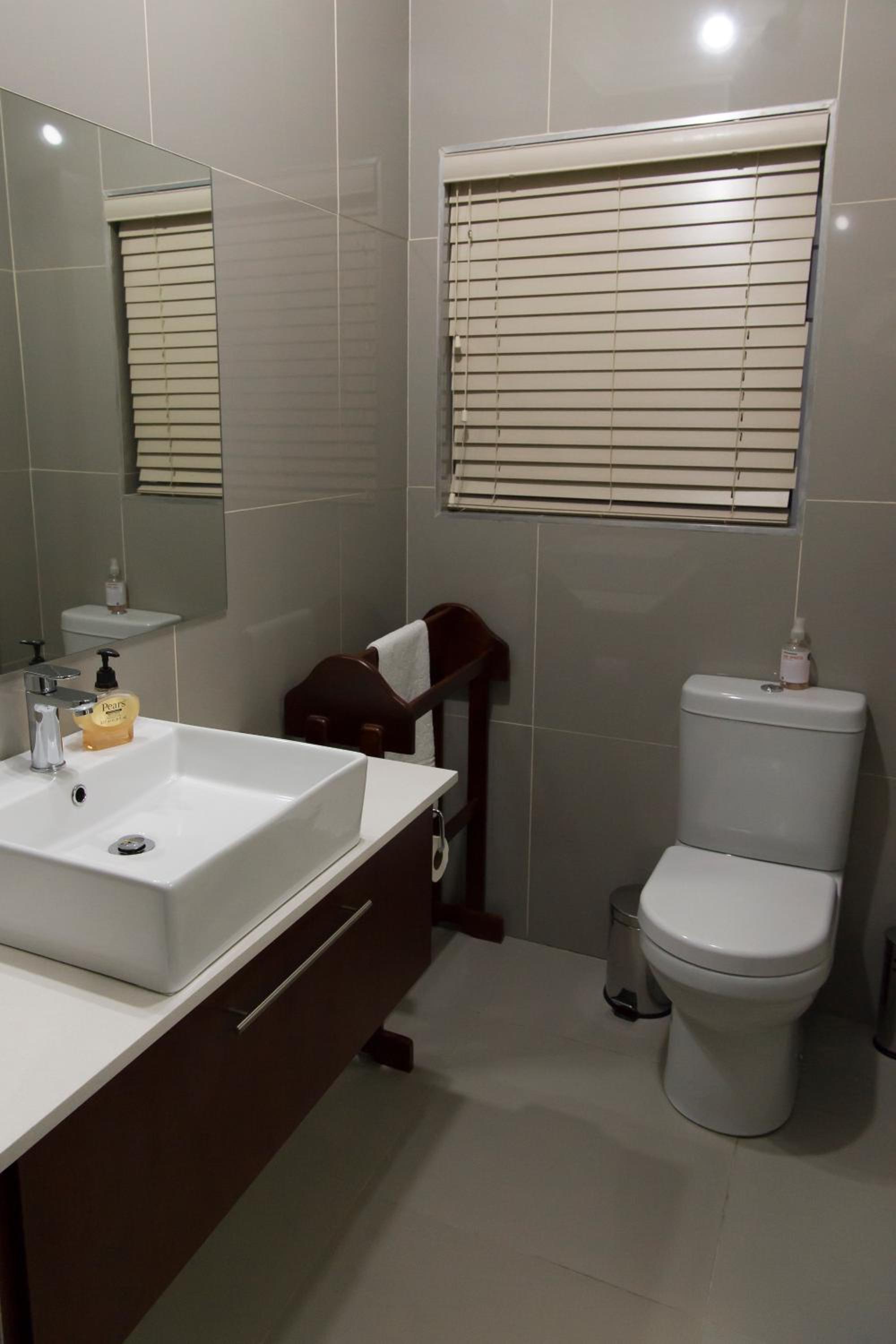 Bayswater Lodge