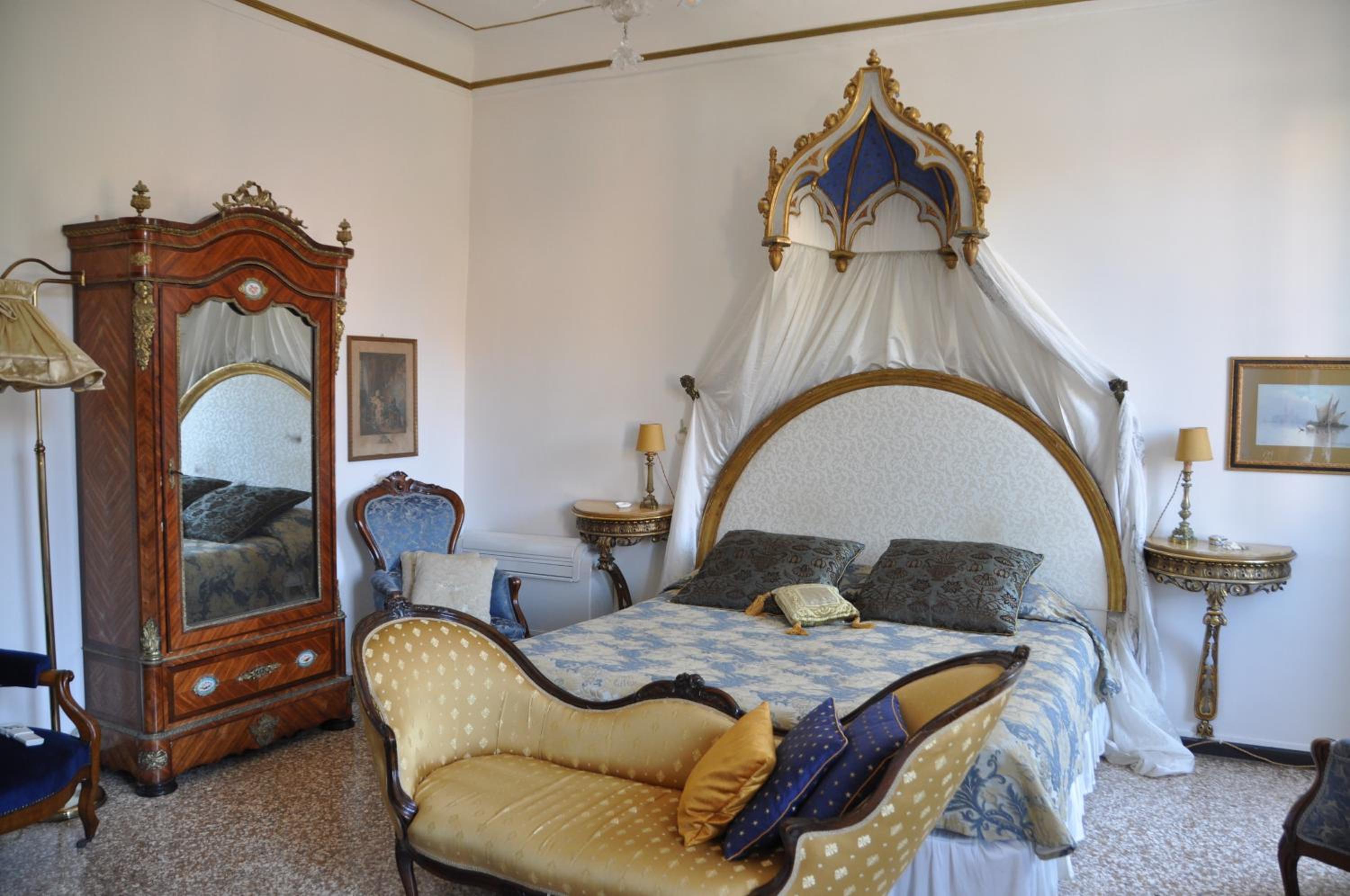 La Chambre D'Ella