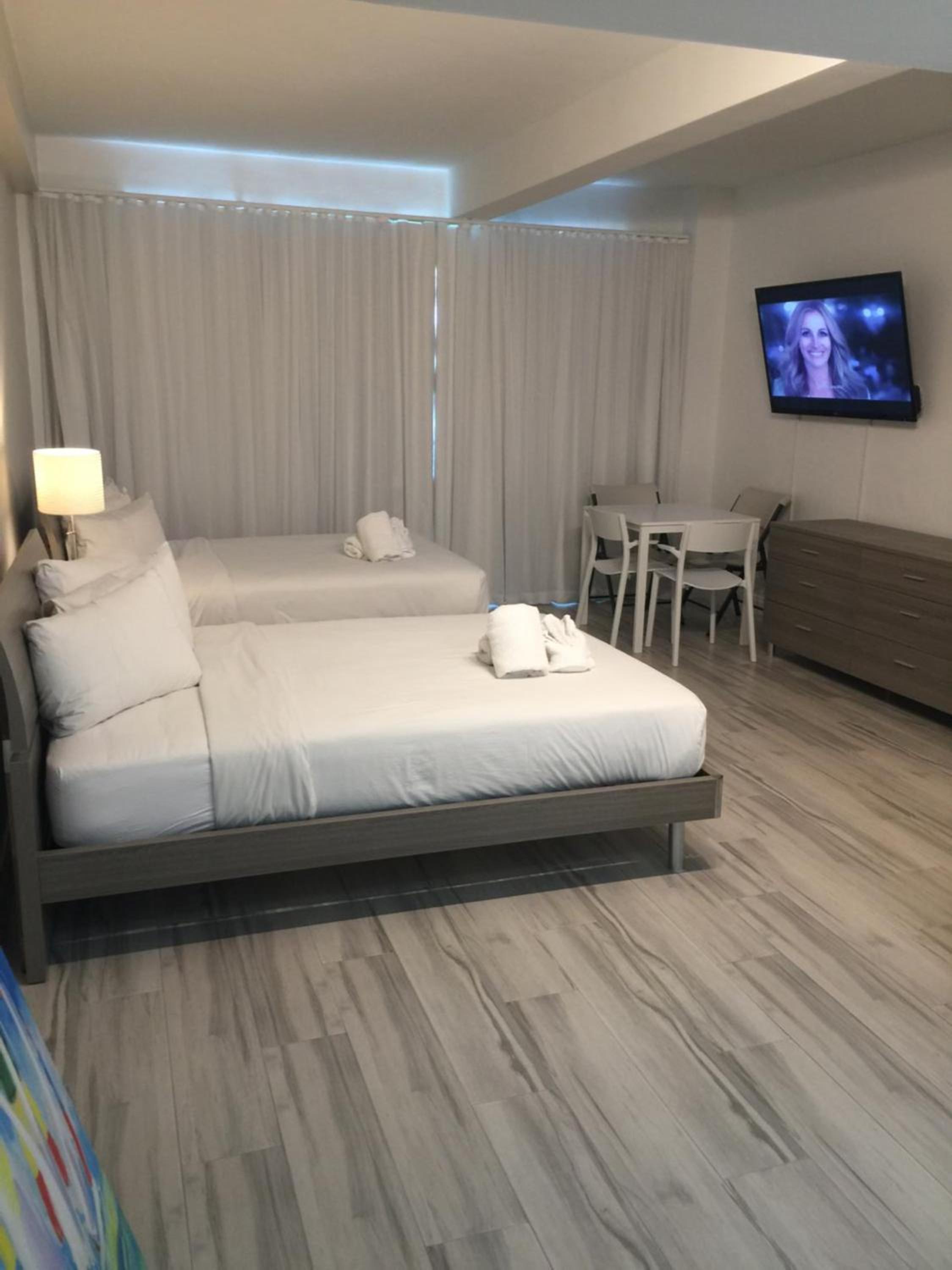 Ocean Front Units at Miami Beach