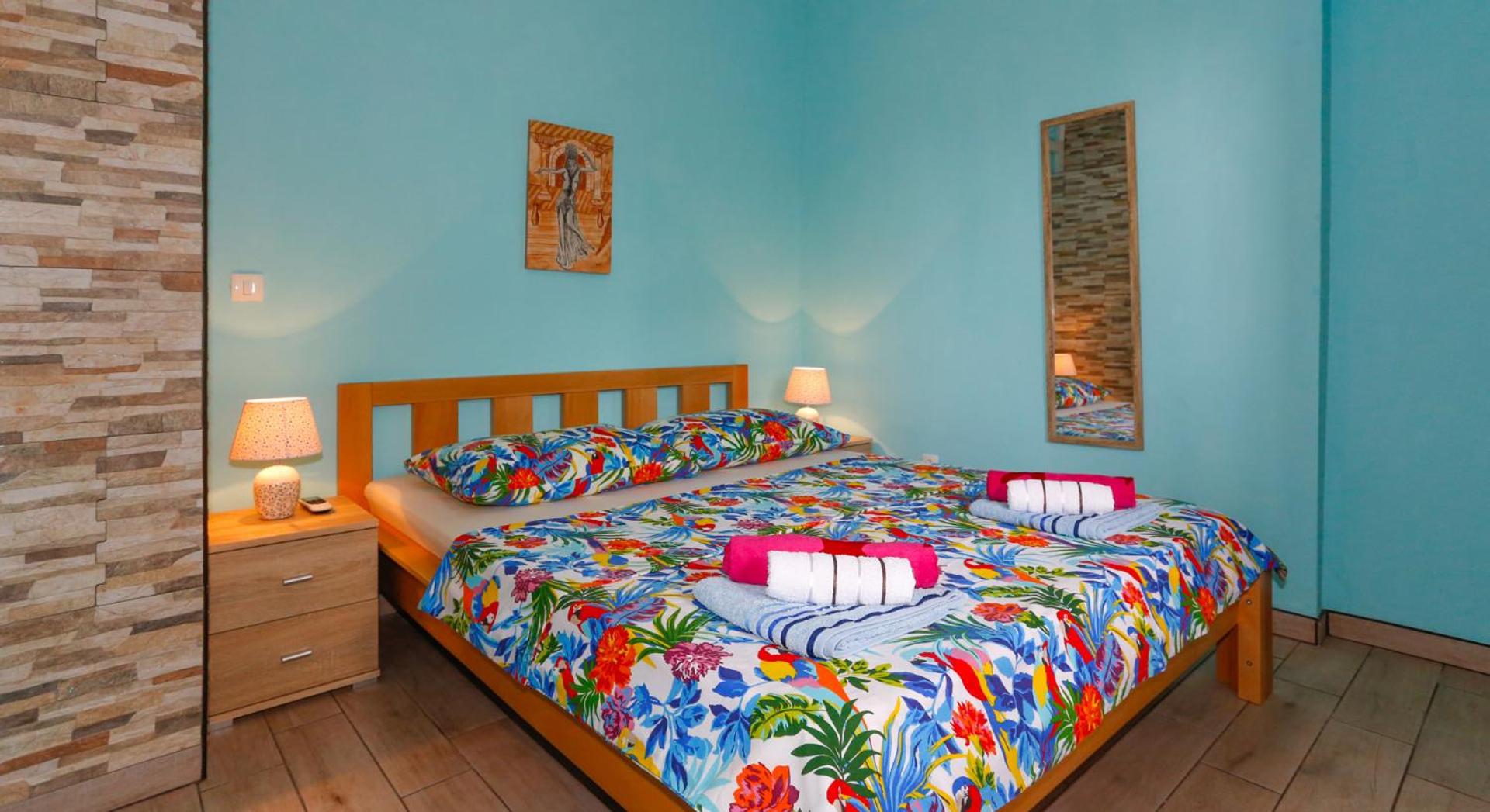 Stonehouse with swimming pool Villa Anita view 3
