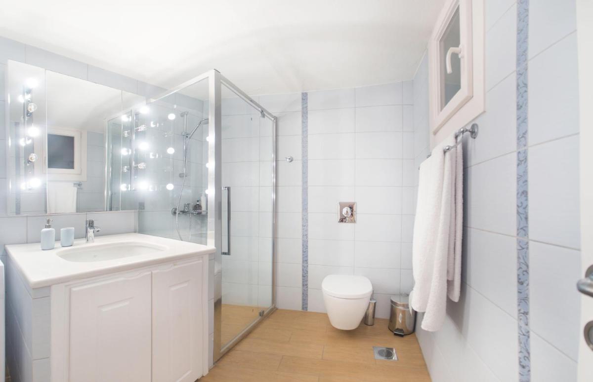 New Mykonos town house