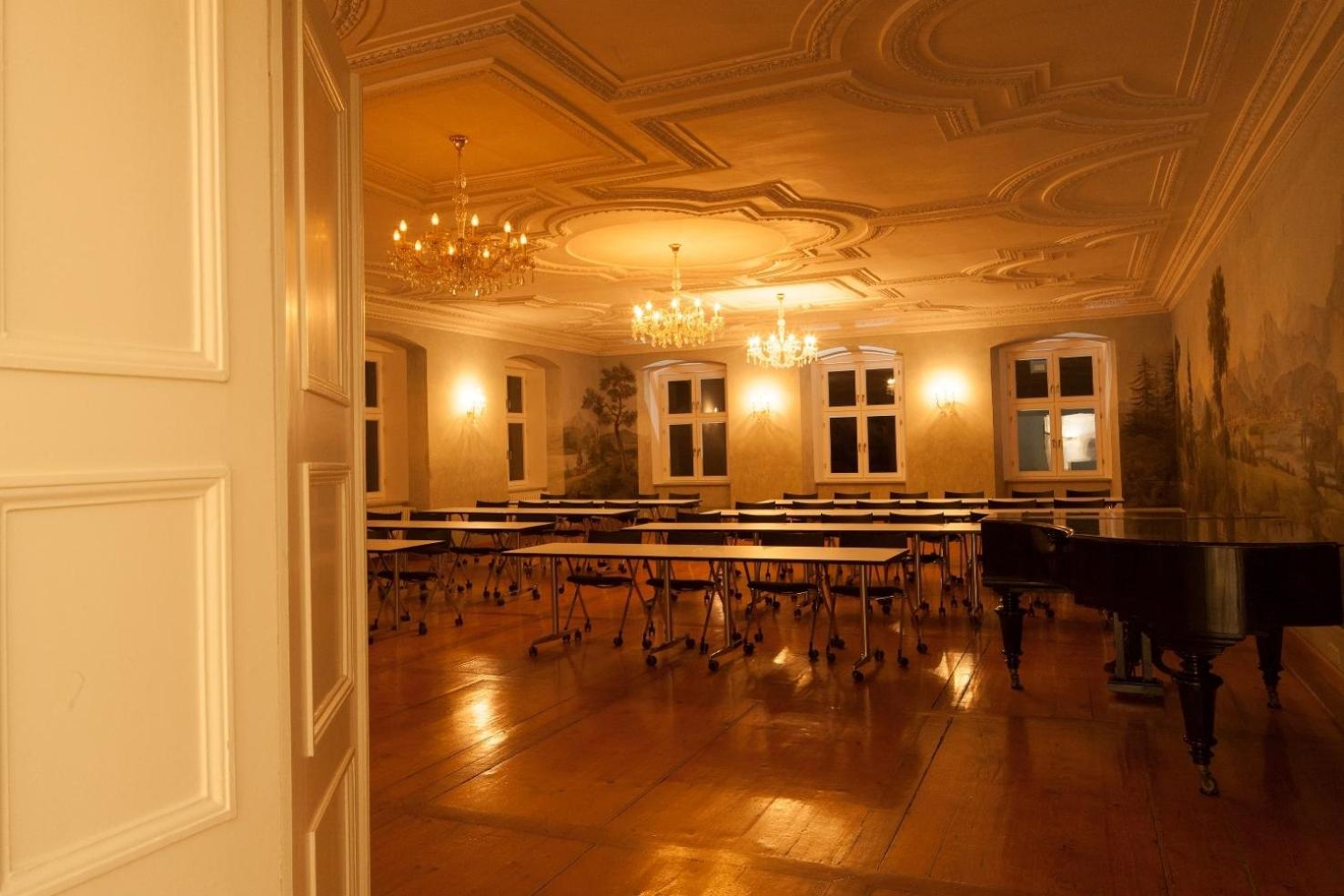 Hotel Kloster Holzen - Property Image 2