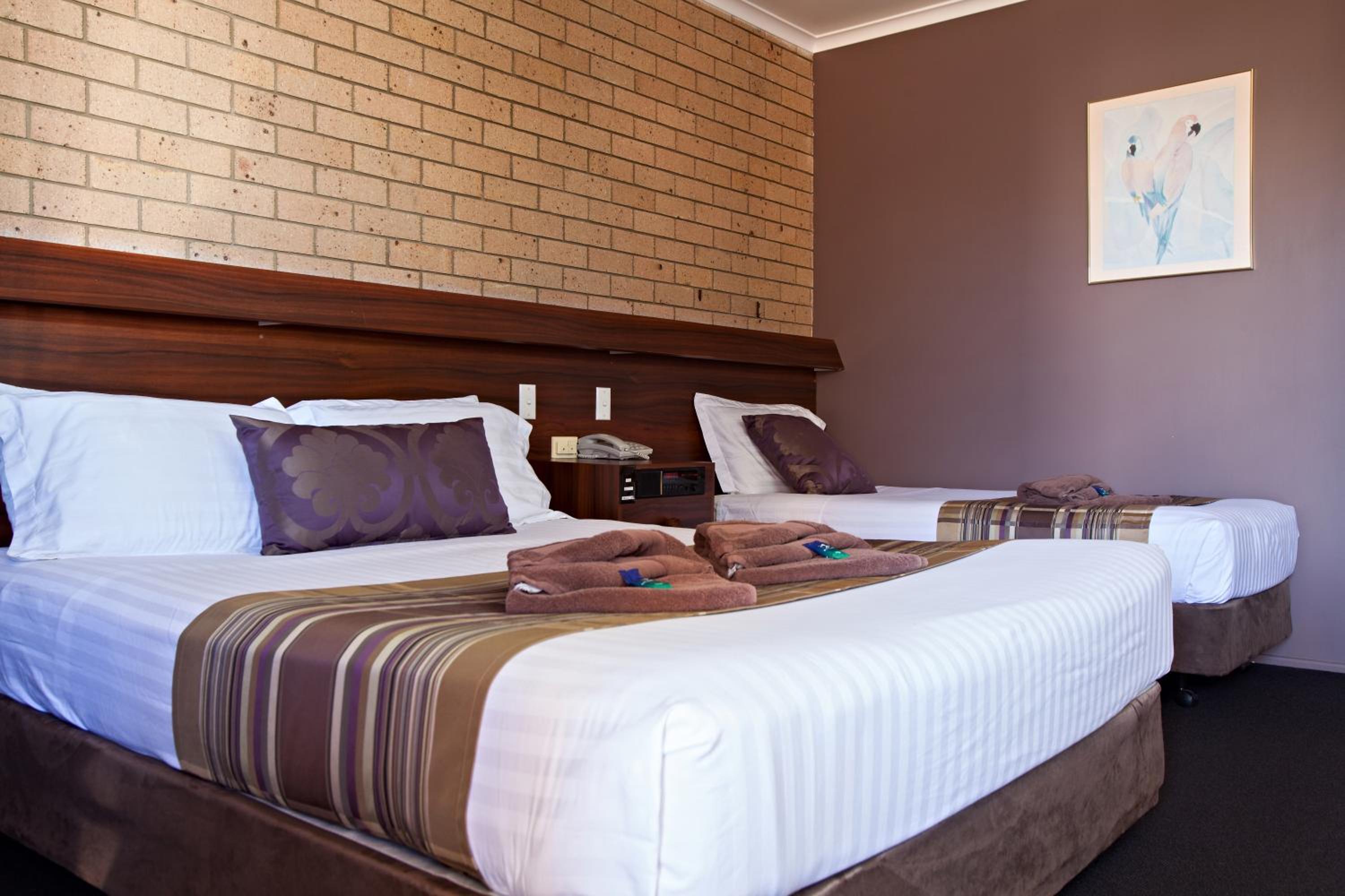 Sarina Motor Inn