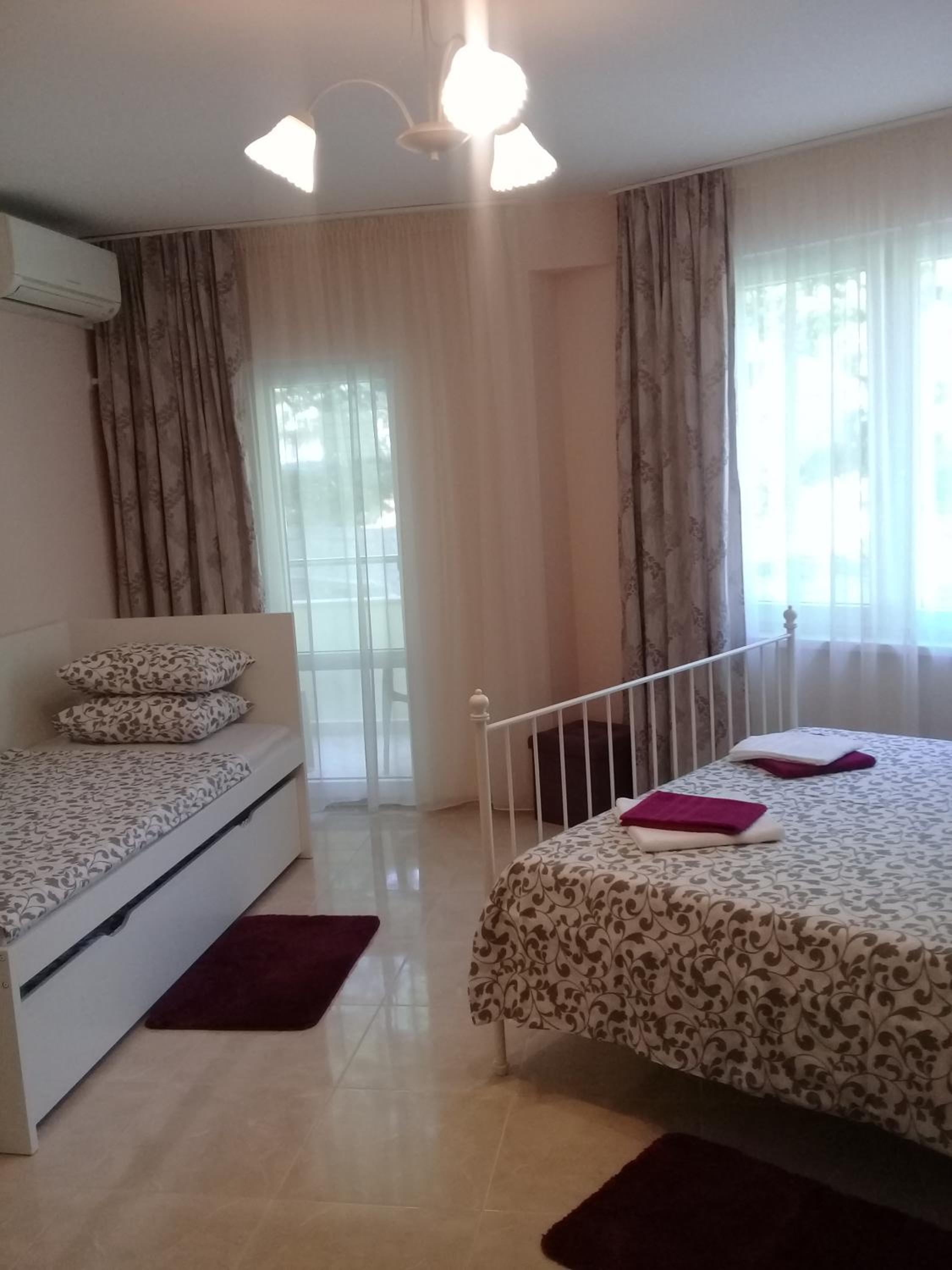 Sandanski Peak Guest Rooms